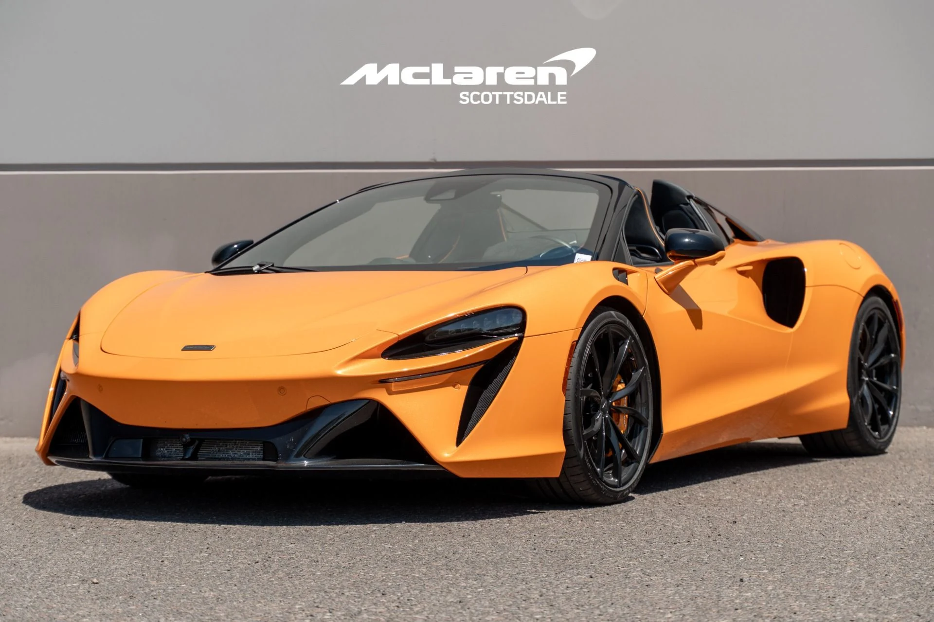 mph002_3840002451_Used_2025_MCLAREN_ARTURA_1785518976_045487e157