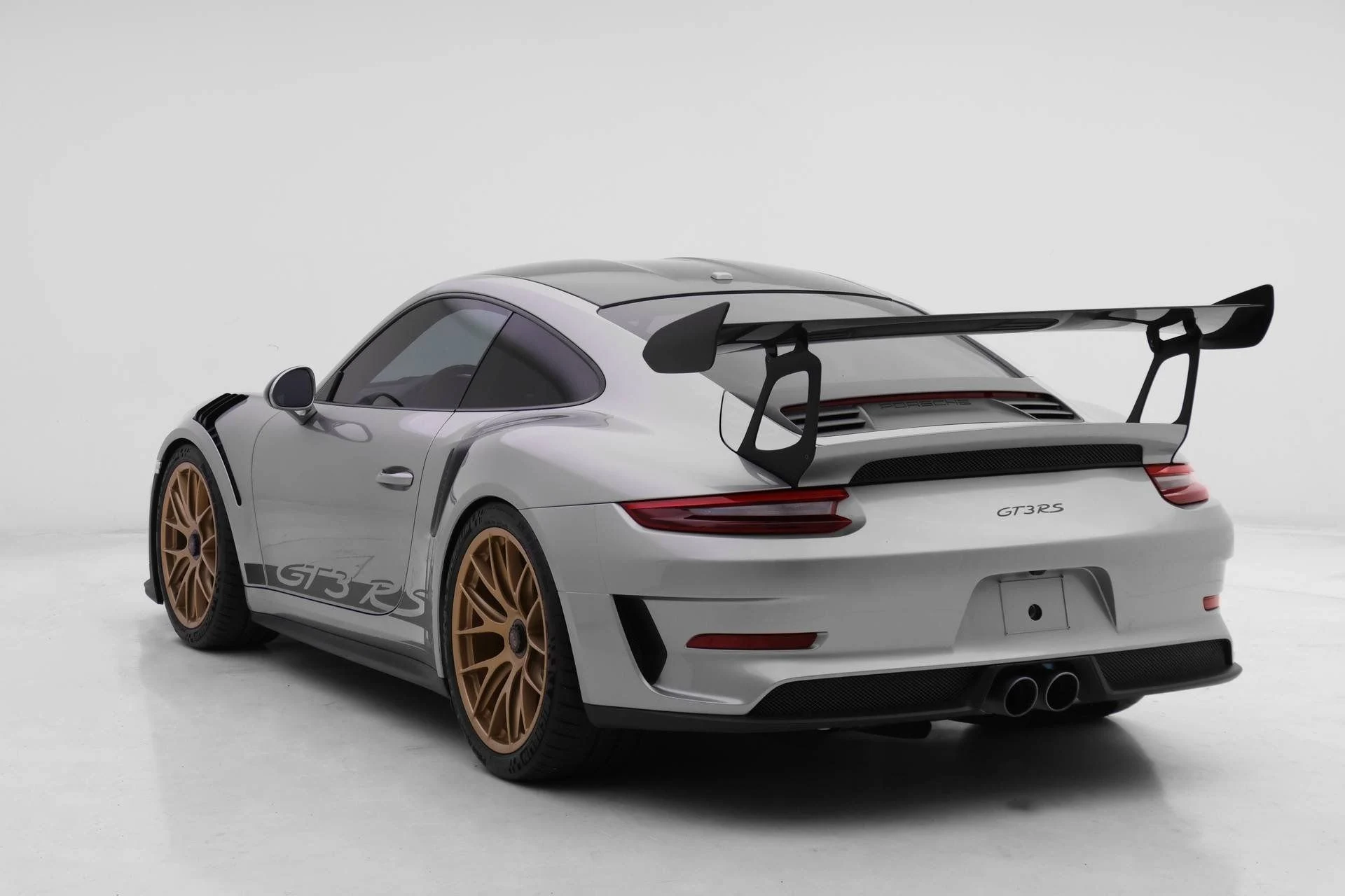 mph002_3840708684_334b4d9a77acba8ed565fb3c0b384056_b9026a4fb1