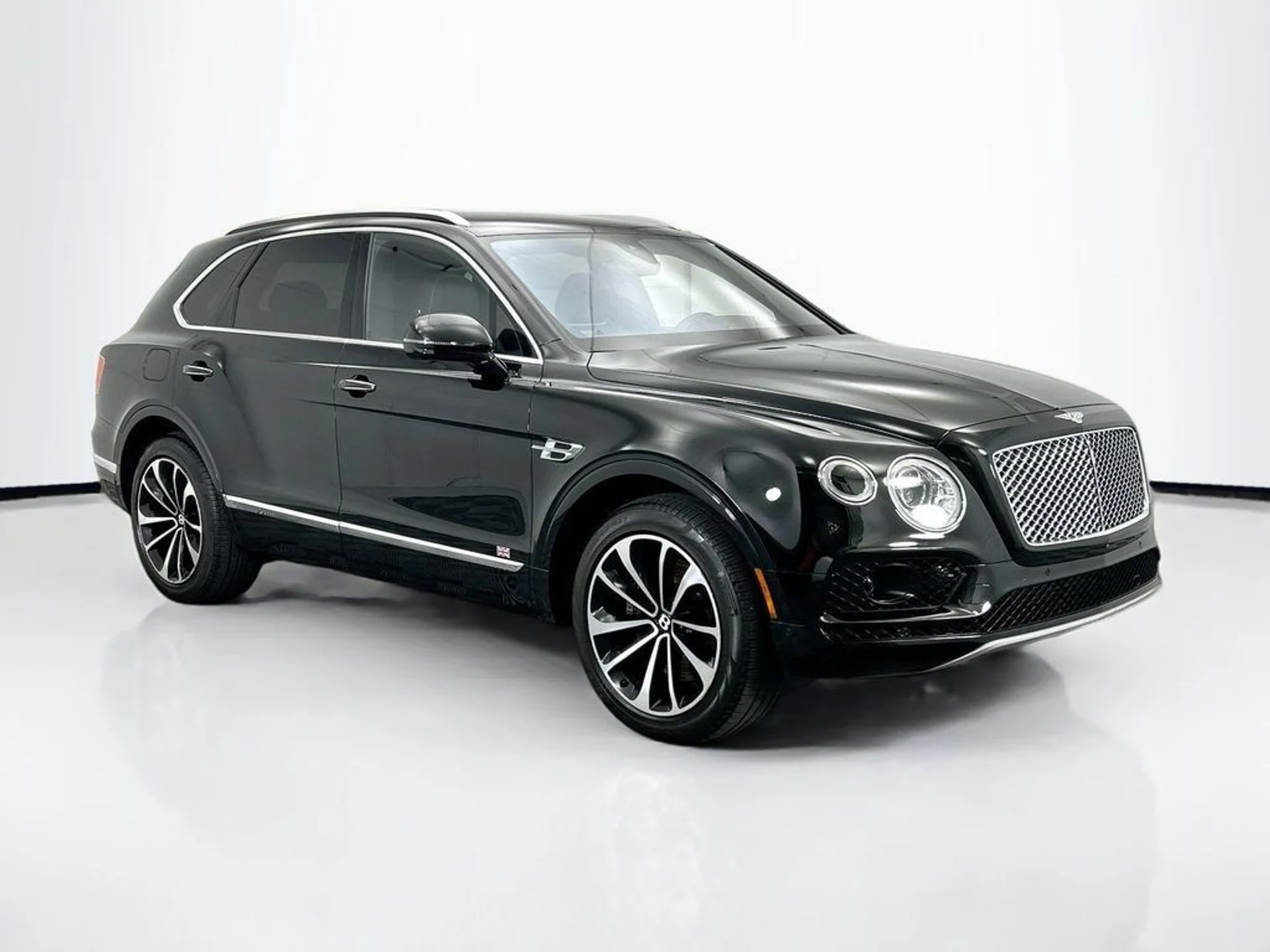 mph002_3842235366_used_2017_bentley_bentayga_w12firsteditionawd_8119_22988932_3_1024_c8edd2d5ad