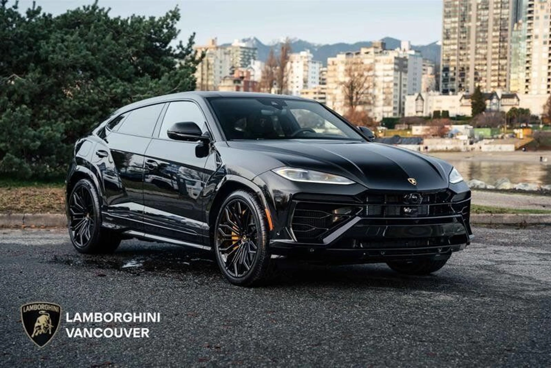 mph002_3844386642_39069072_06329_2025_lamborghini_urus_003_b06e052e85