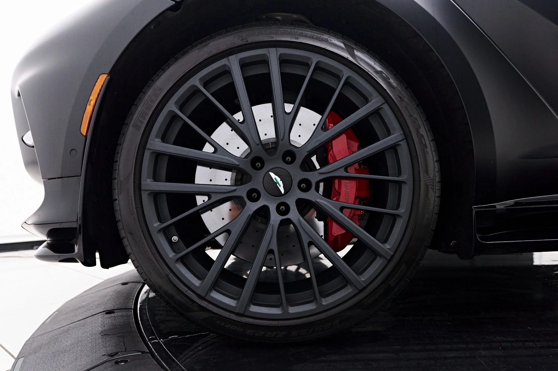 mph002_3847367147_Used_2023_Aston_Martin_DBX_707_1731378416_53ee0073c9