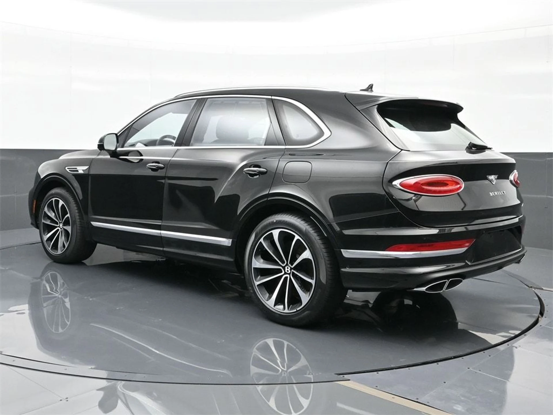 mph002_3851706909_aa947d9c39c0d380ac5dad1d02d4b045x_32deed2091