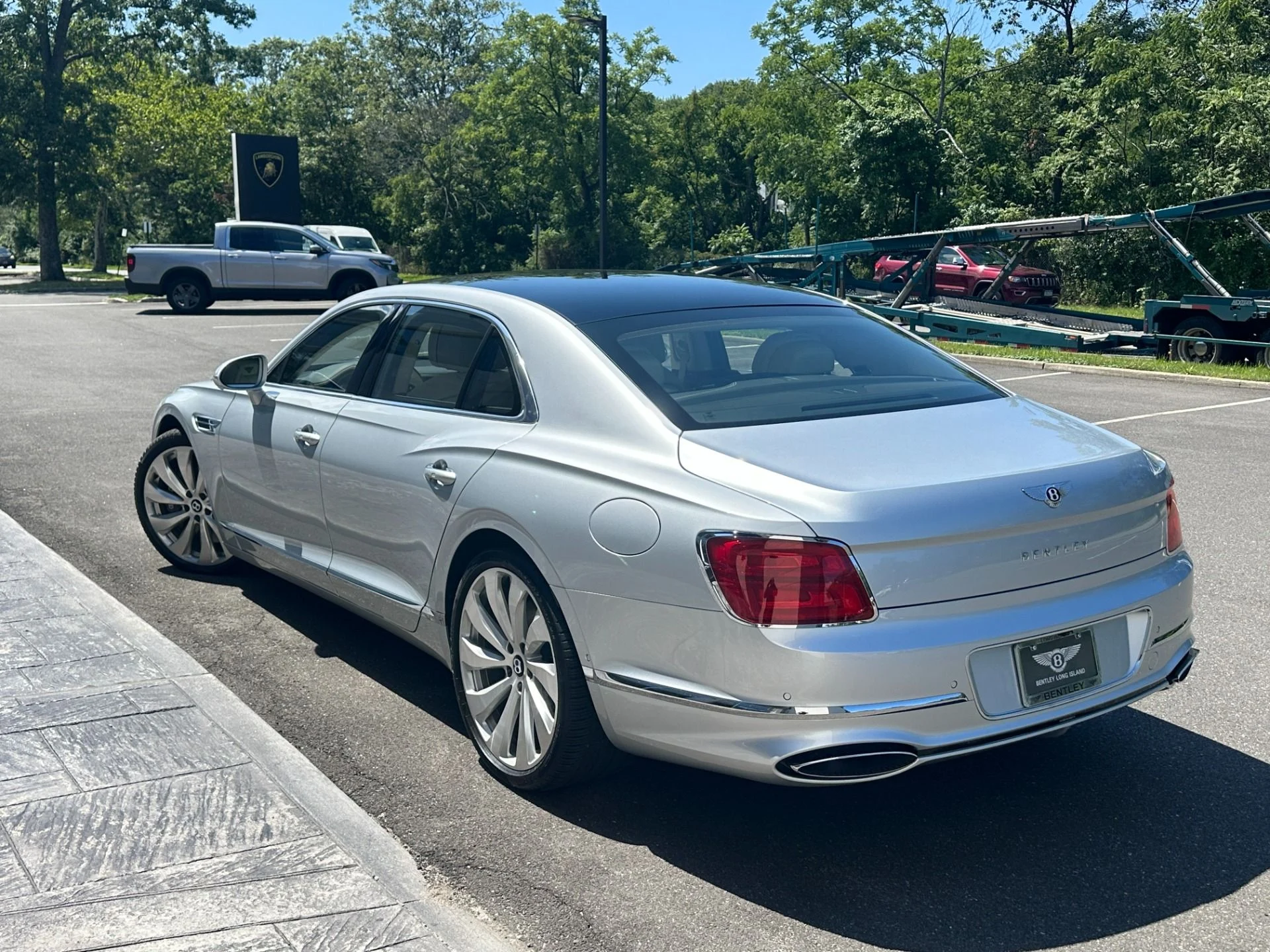mph002_3856971776_Used_2026_Bentley_Flying_Spur_1784742207_99a6a8dc4b
