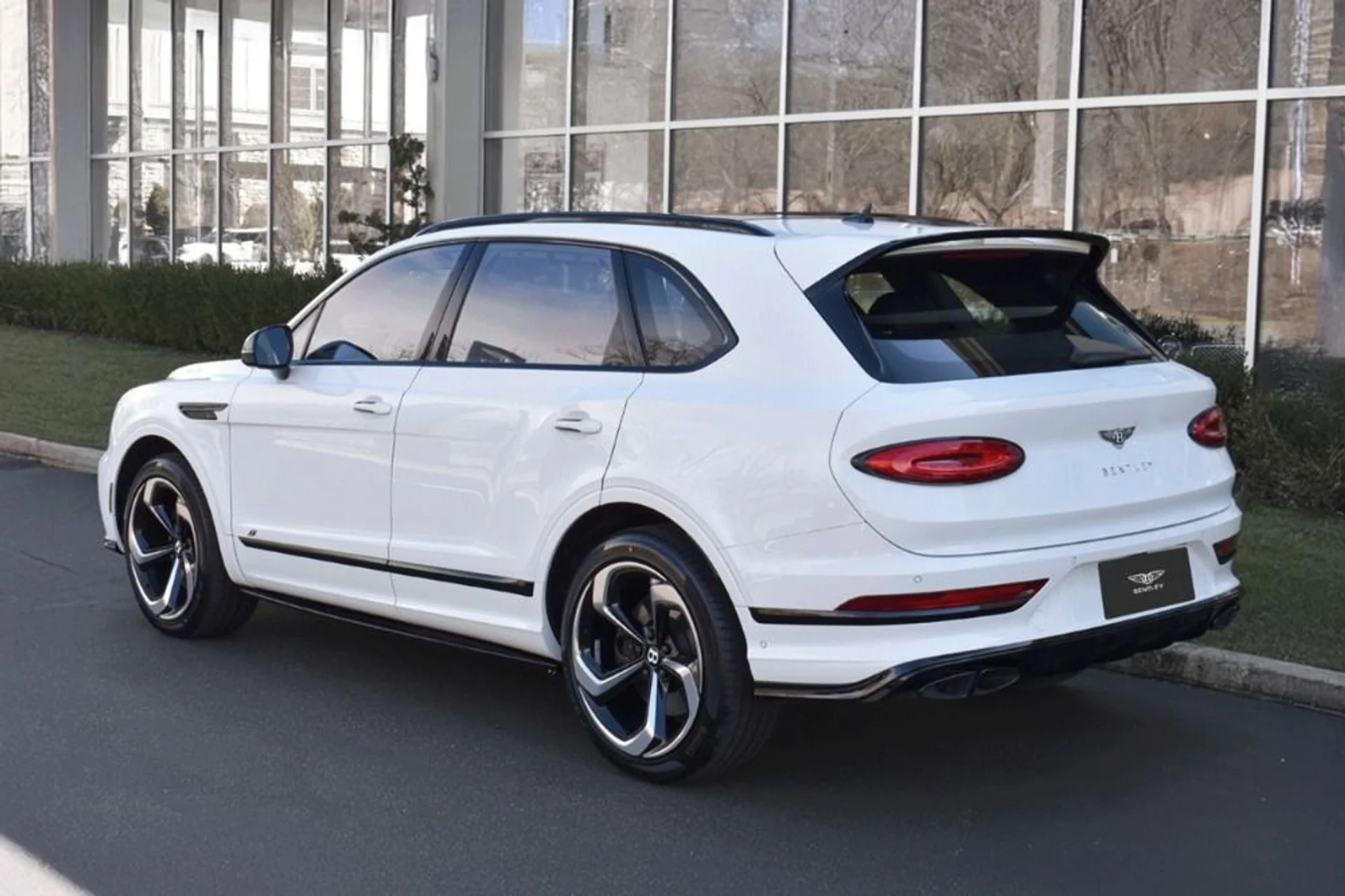 mph002_3860811112_Used_2022_Bentley_Bentayga_S_V8_1768386254_0e7e0d647b