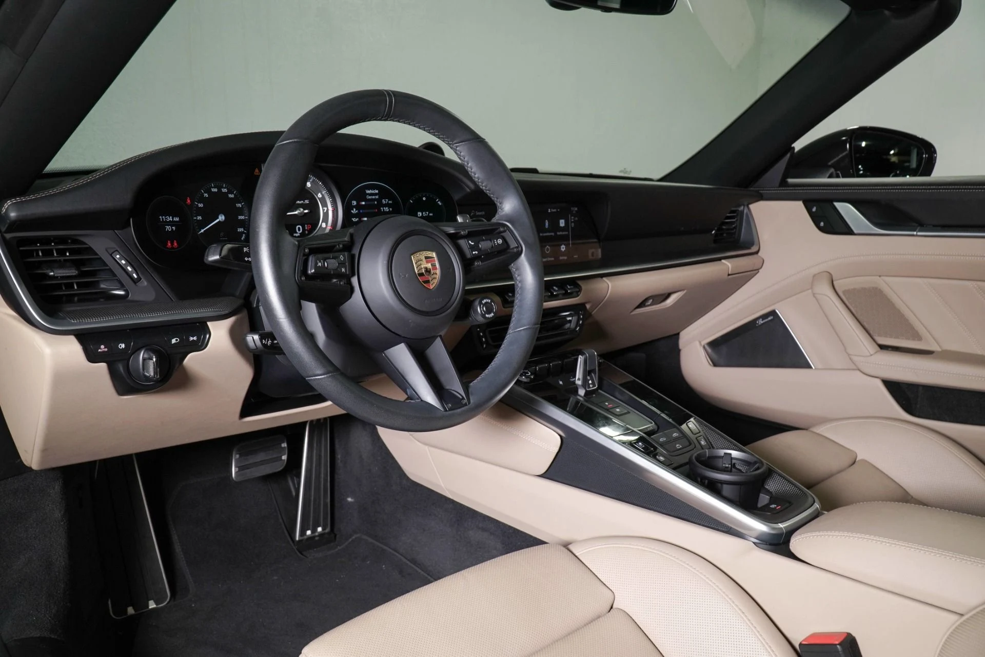 mph002_386113613_Used_2025_Porsche_911_Turbo_S_1776533142_3f486114a3