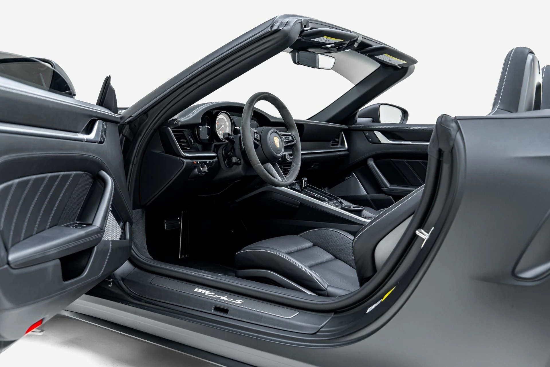 mph002_3863878911_Used_2022_Porsche_911_Turbo_S_1787785301_2c53f5fbd2