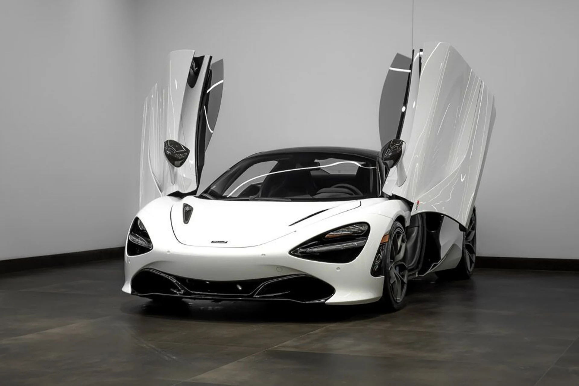 mph002_3866787127_mclaren_720s_2020_jpg_v_1773863537_91e677d7e8