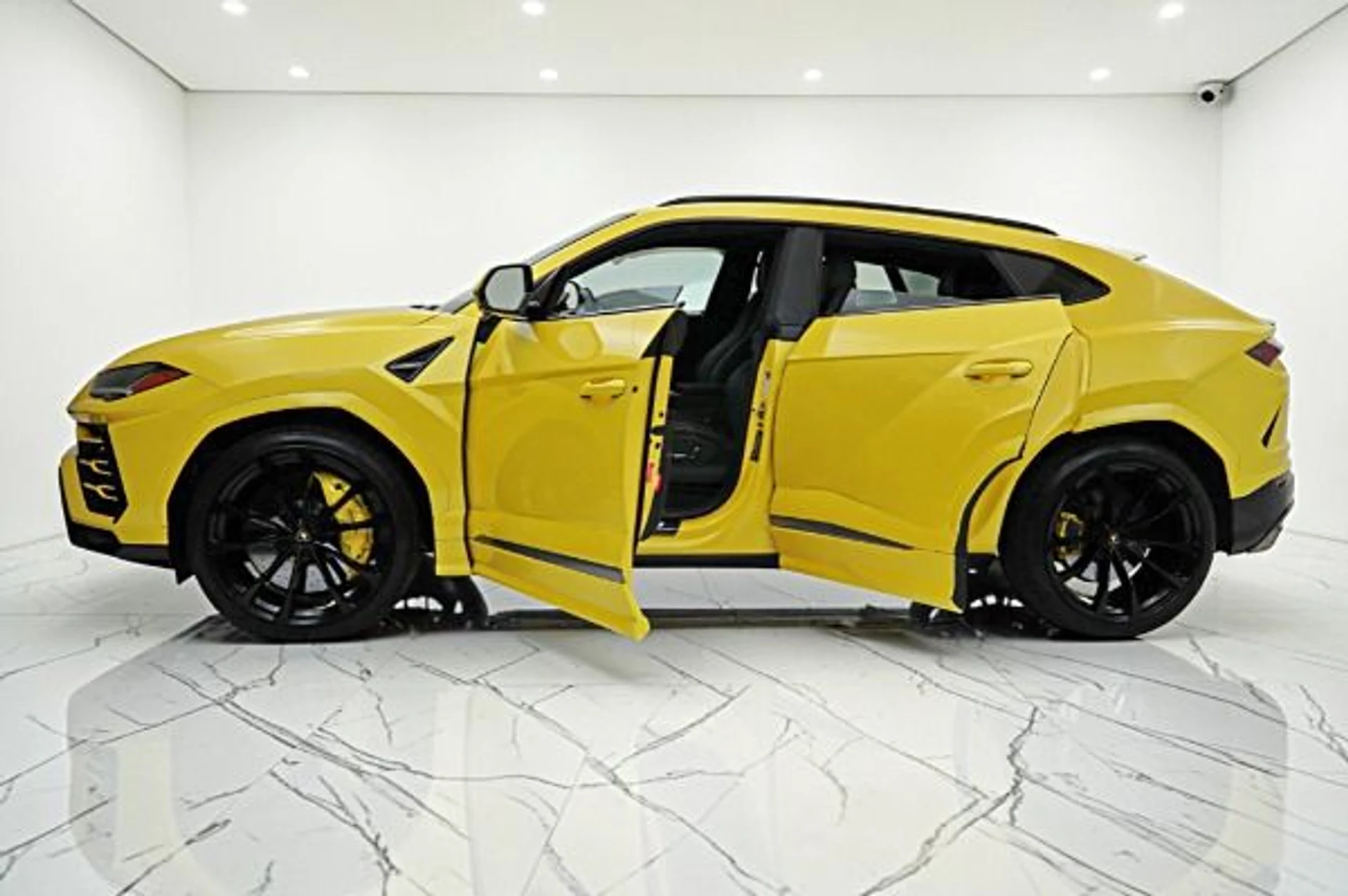 mph002_3867613659_Used_2022_Lamborghini_Urus_SELEZIONE_PRE_OWNED_CERTIFIED_6113789878