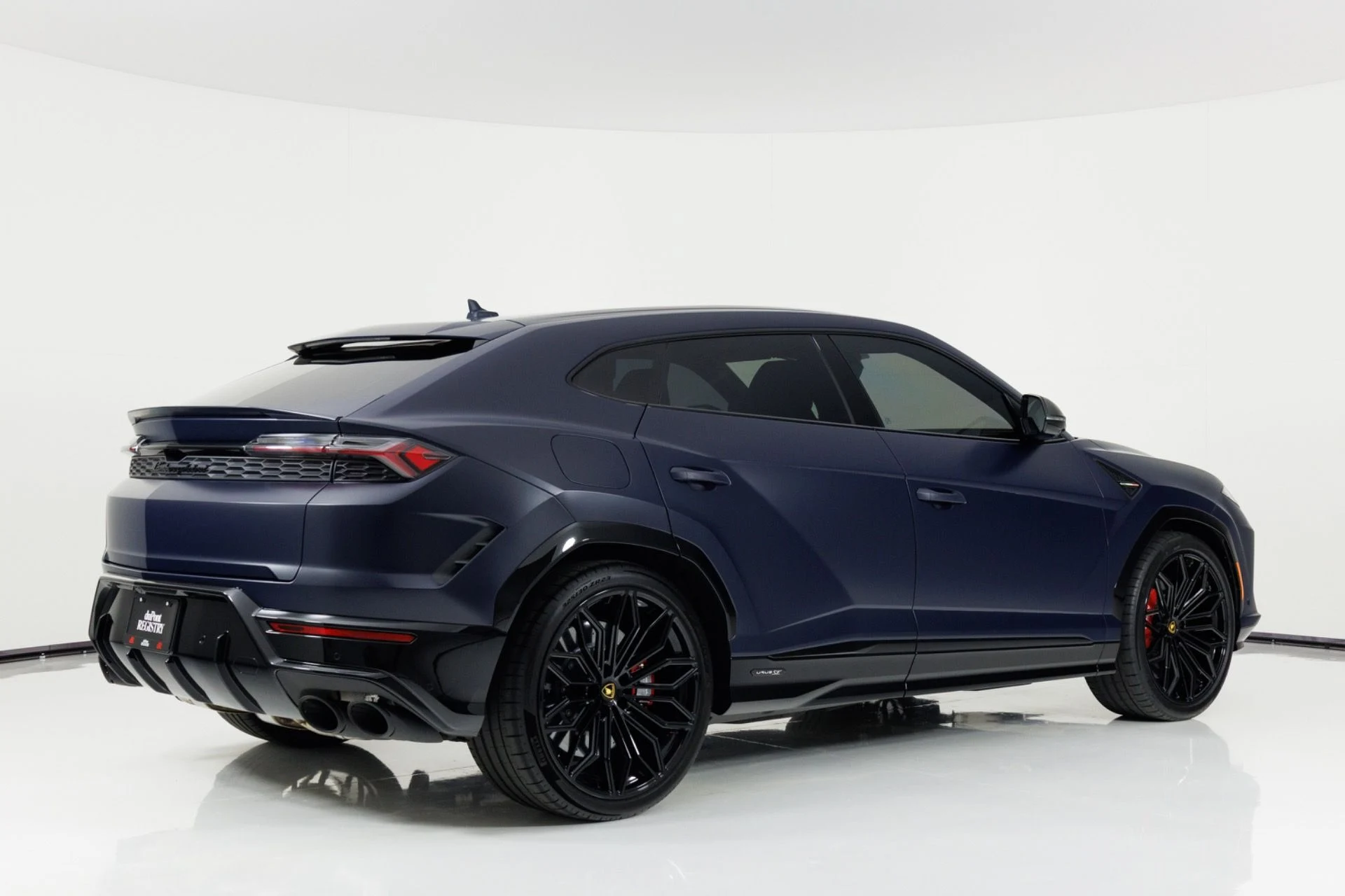 mph002_3871263403_Used_2025_Lamborghini_Urus_SE_1779304696_7c7276971e