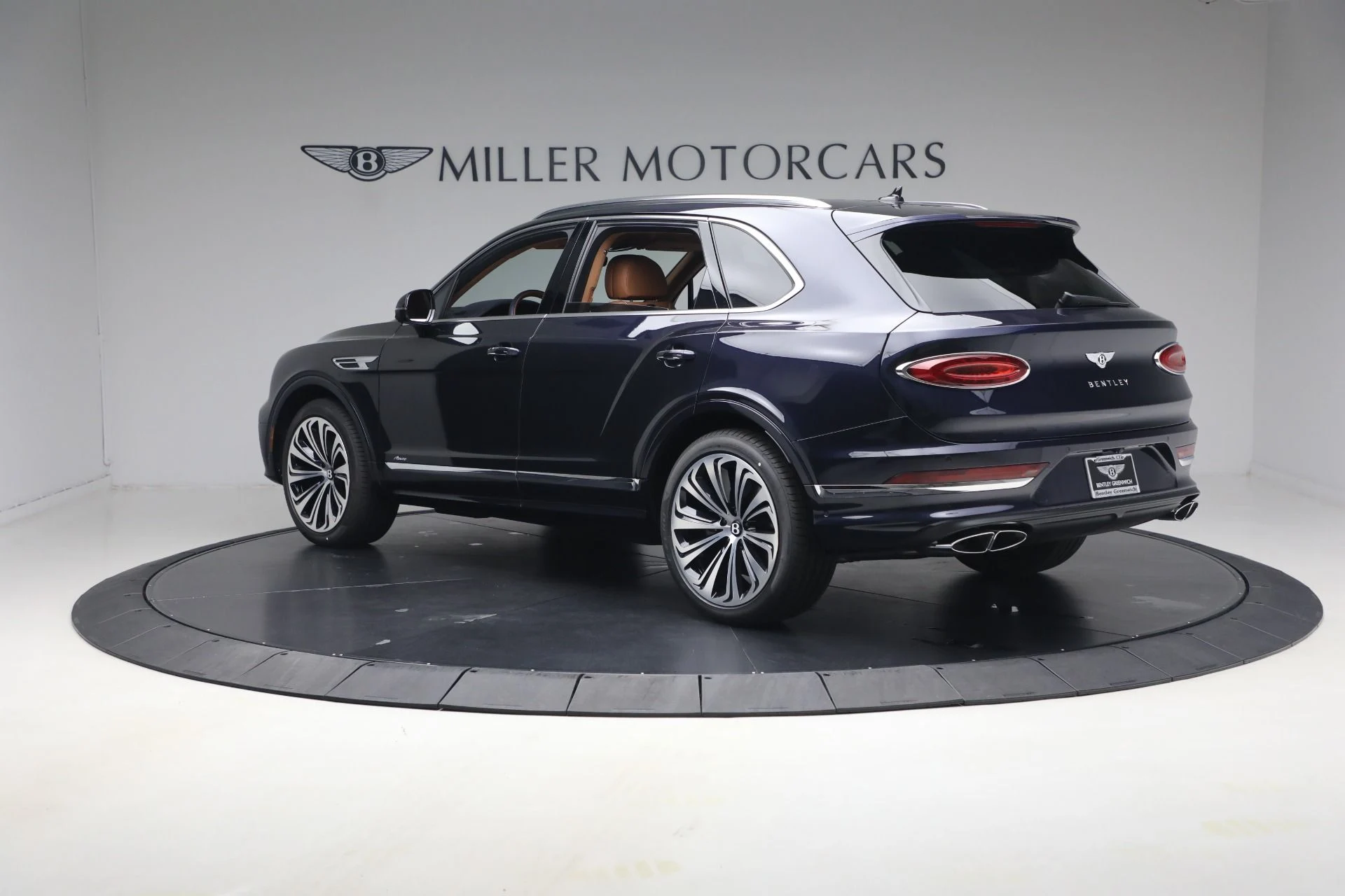mph002_3872838159_New_2026_Bentley_Bentayga_Azure_V8_1781035645_85f819d8b9