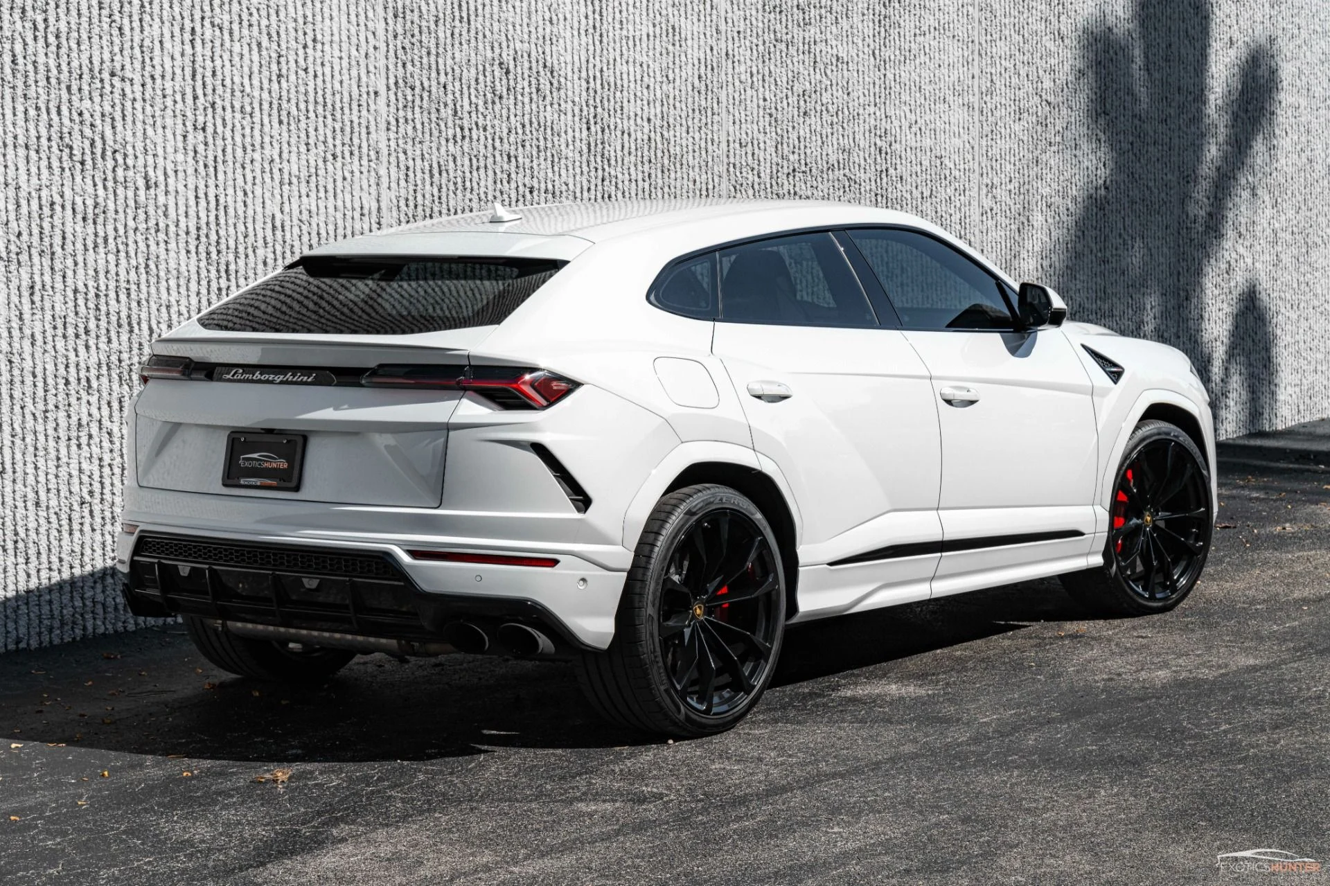 mph002_3892638959_Used_2020_Lamborghini_Urus_250_K_MSRP_Advanced_3_D_B_O_Audio_Ambient_Lighting_Red_Interior_MORE_1694207296_42ce8826ec