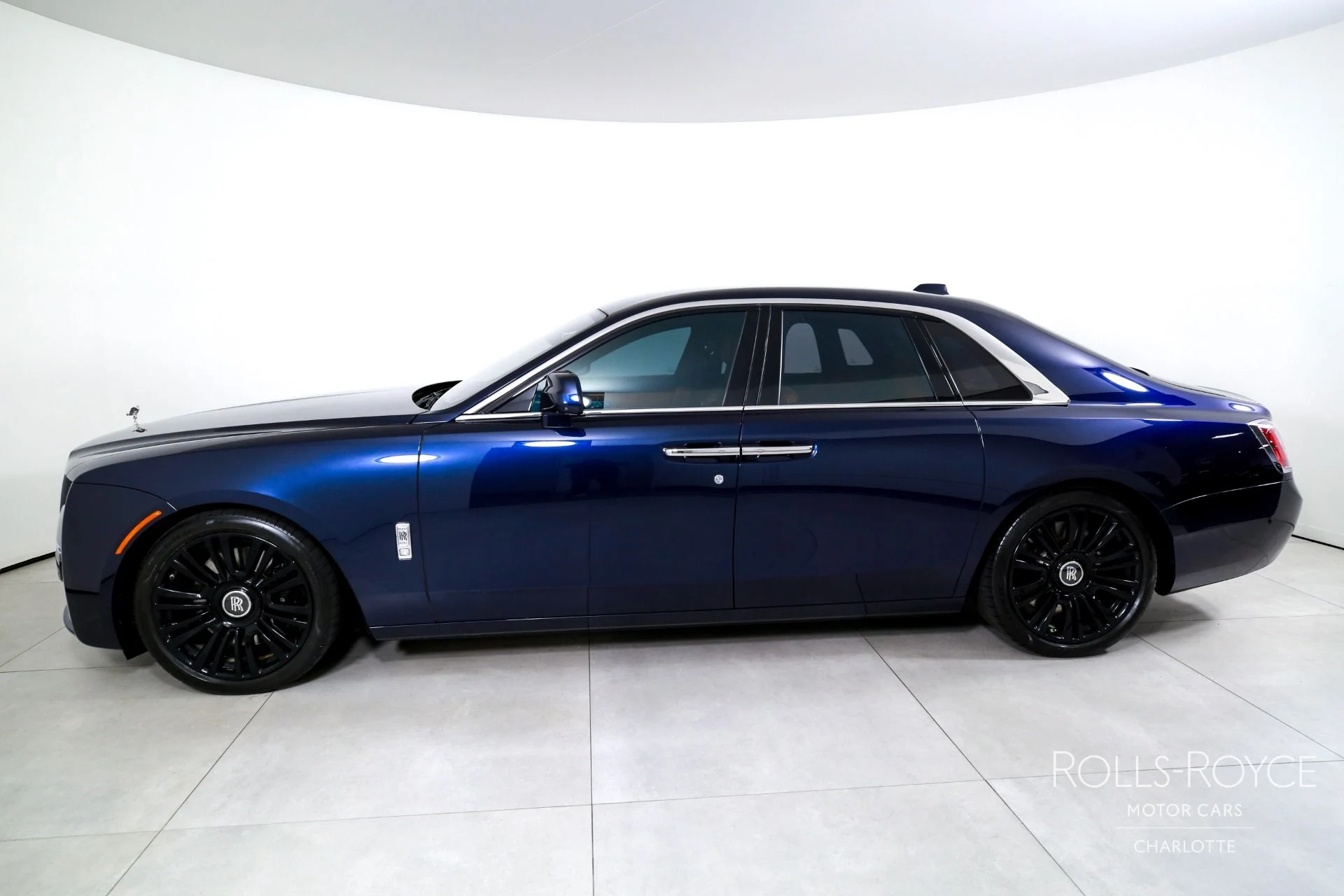 mph002_3903128009_Used_2021_Rolls_Royce_Ghost_1789147421_5e80b6912d