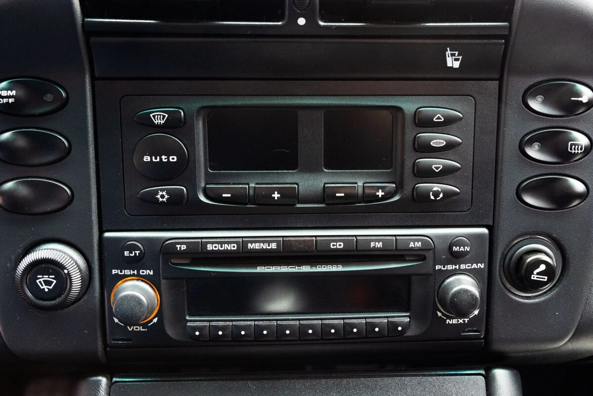 mph002_3914188389_x0cxlr21z8ead7sj8reivpz9spi9_7c206f5511