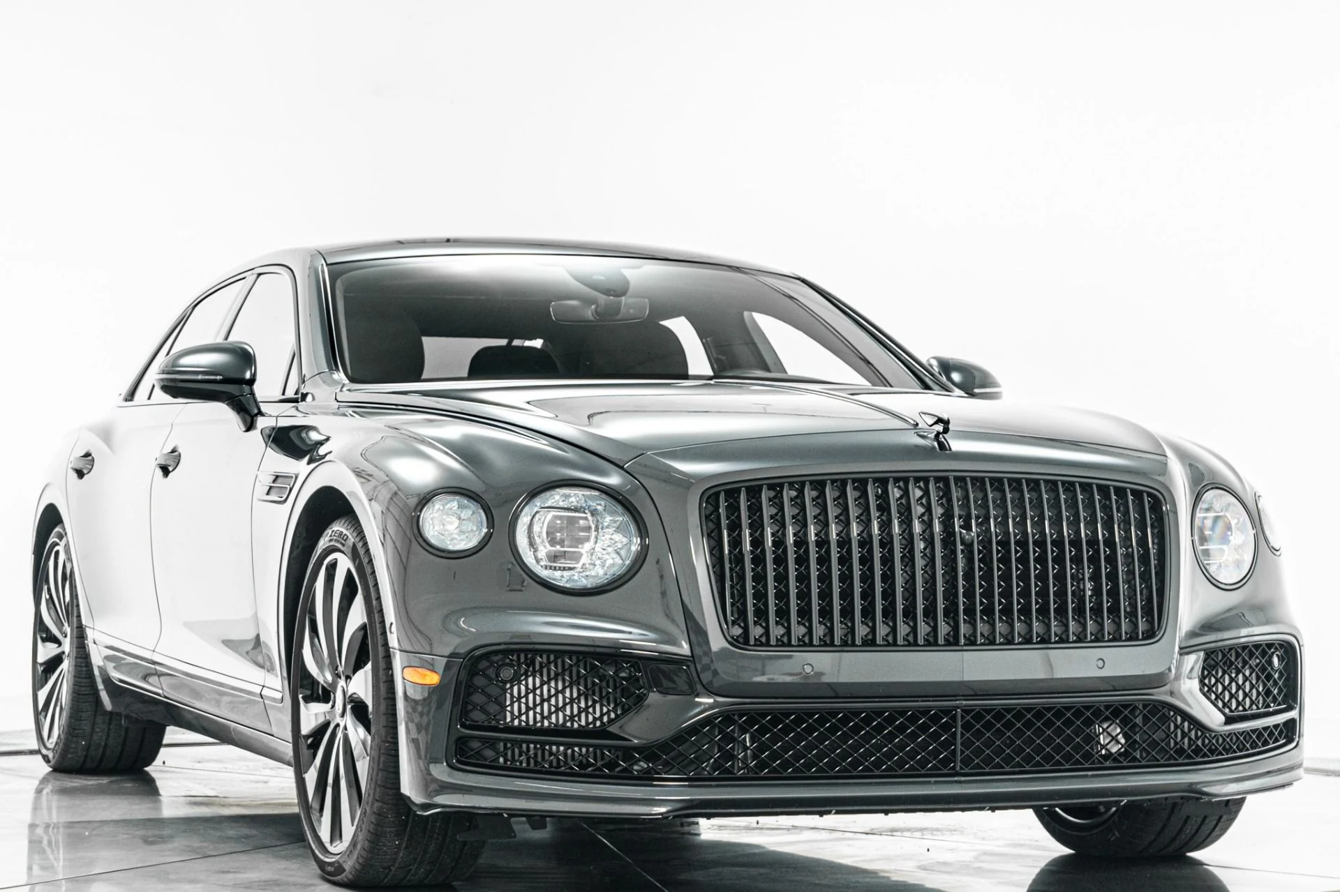 mph002_3917418685_Used_2024_Bentley_Flying_Spur_Edition_8_243_K_MSRP_Rotating_Display_Panoramic_Roof_1782501580_821d44b200