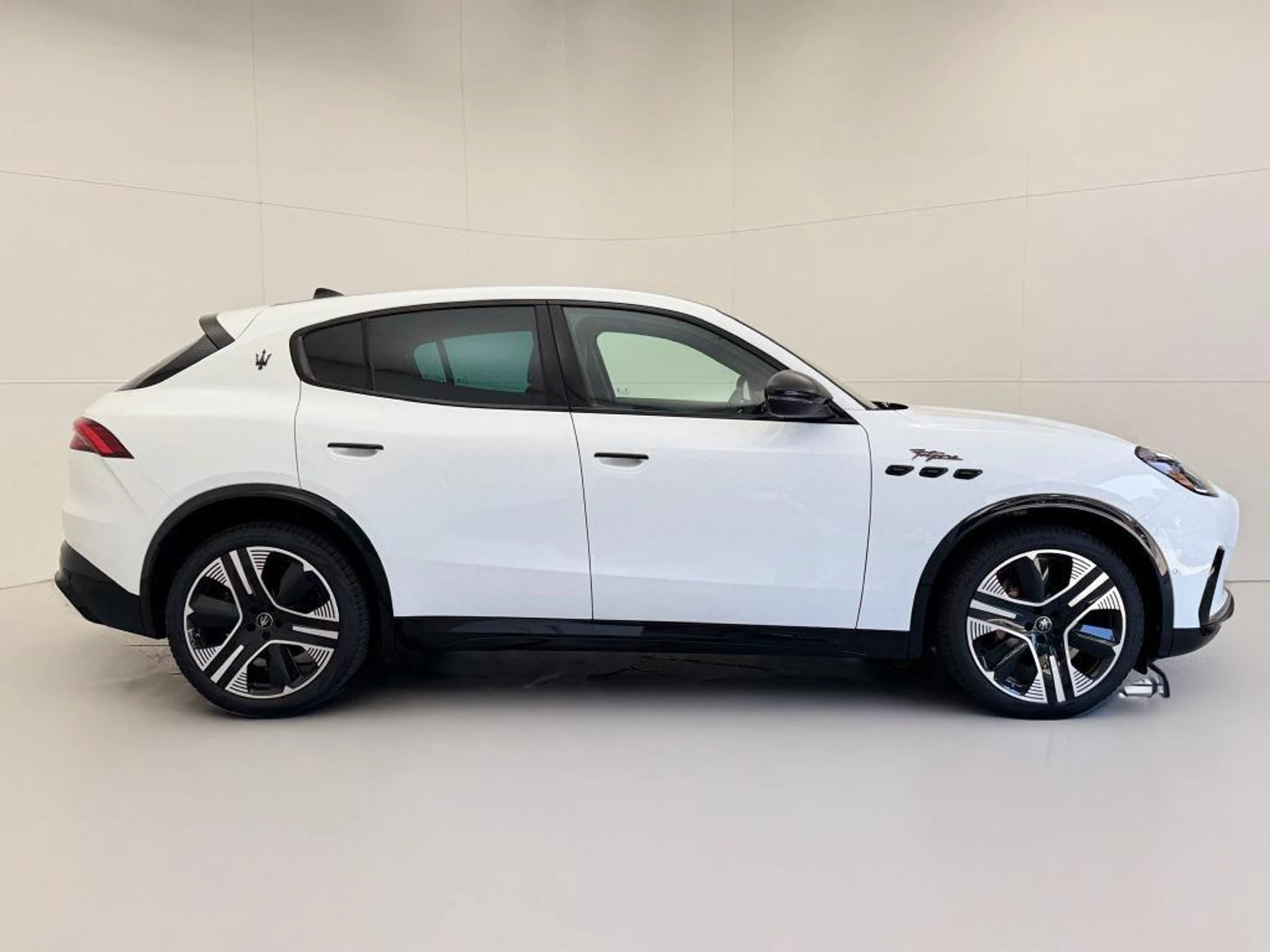 mph002_3918926715_f_Se_Bq7n_Wlx_QU_Uf_L_Scn4_C_Iw6_A8_JM_6a9a94ac48