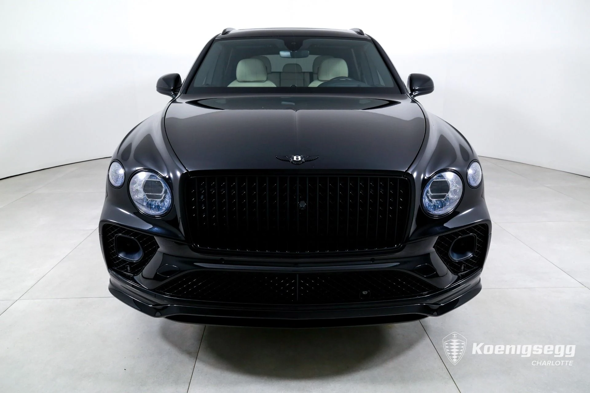 mph002_3936141800_Used_2023_Bentley_Bentayga_EWB_Azure_V8_1782836130_15a81e8b8f