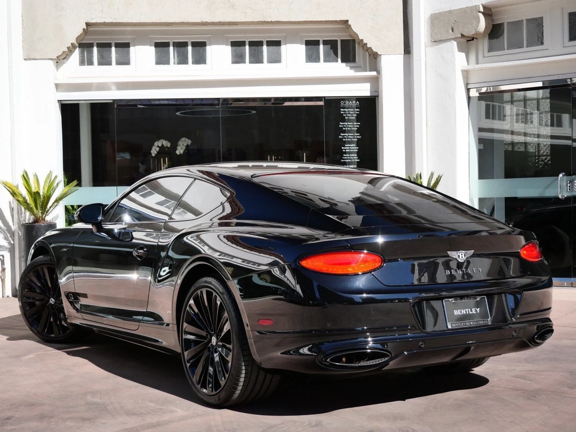 mph002_3950830539_1c818adcdf88db39bd3b83c366190c85x_5ca00e2991