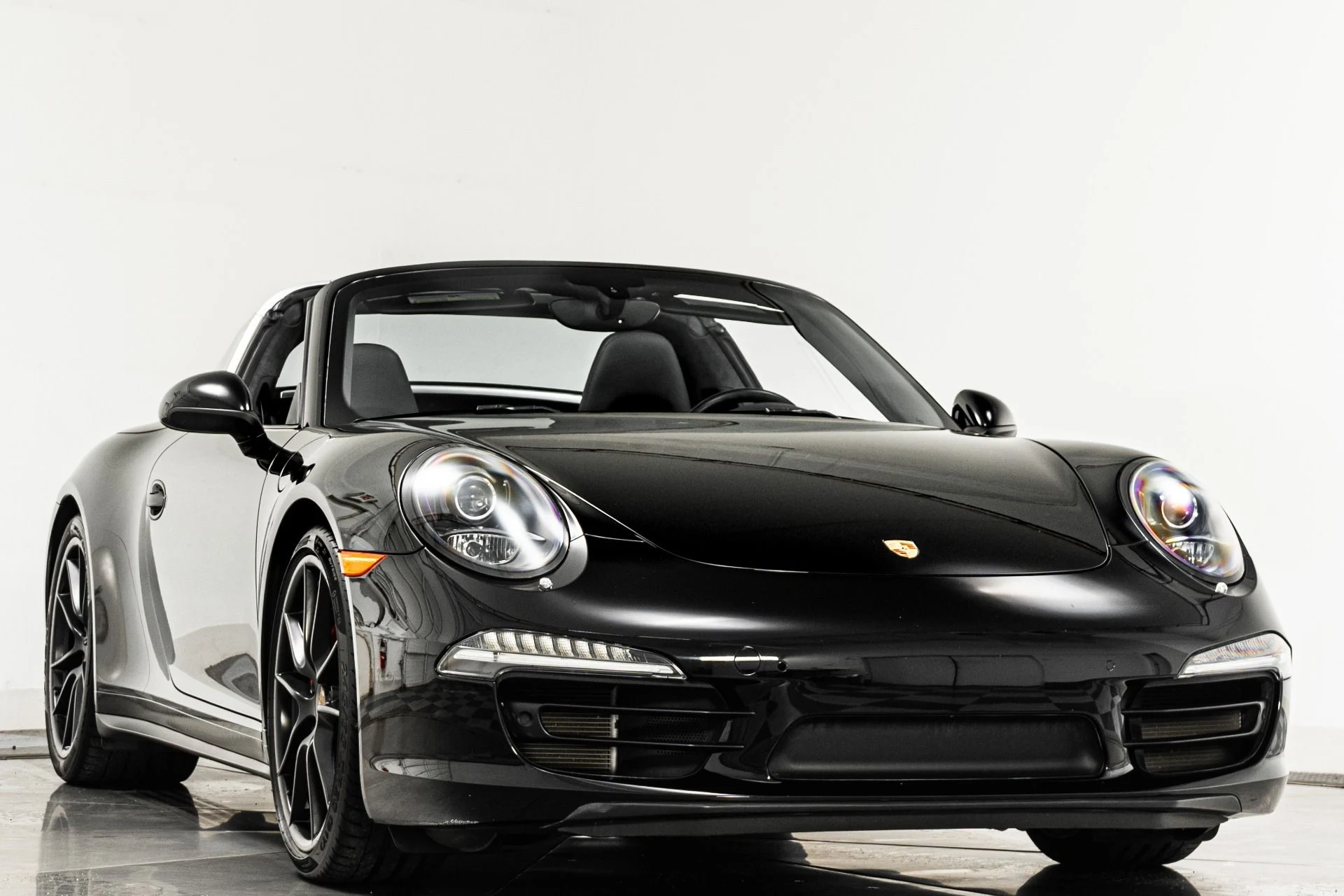 mph002_3959050046_Used_2016_Porsche_911_Targa_4_S_Premium_Package_Heated_and_Ventilated_Seats_1784745982_60c1cd7c72