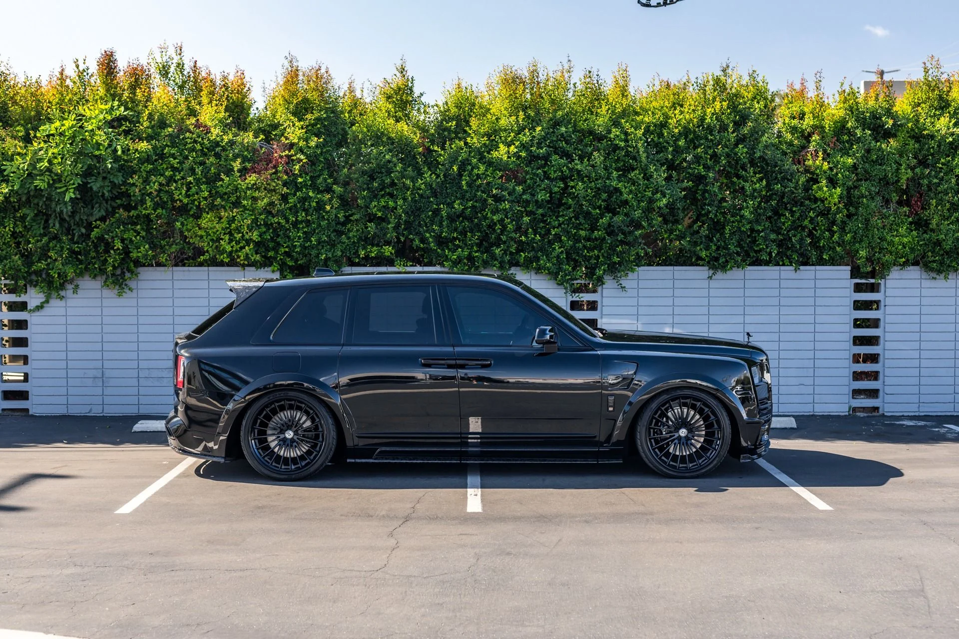 mph002_3966682047_Used_2021_Rolls_Royce_Cullinan_1698712214_46744185c8