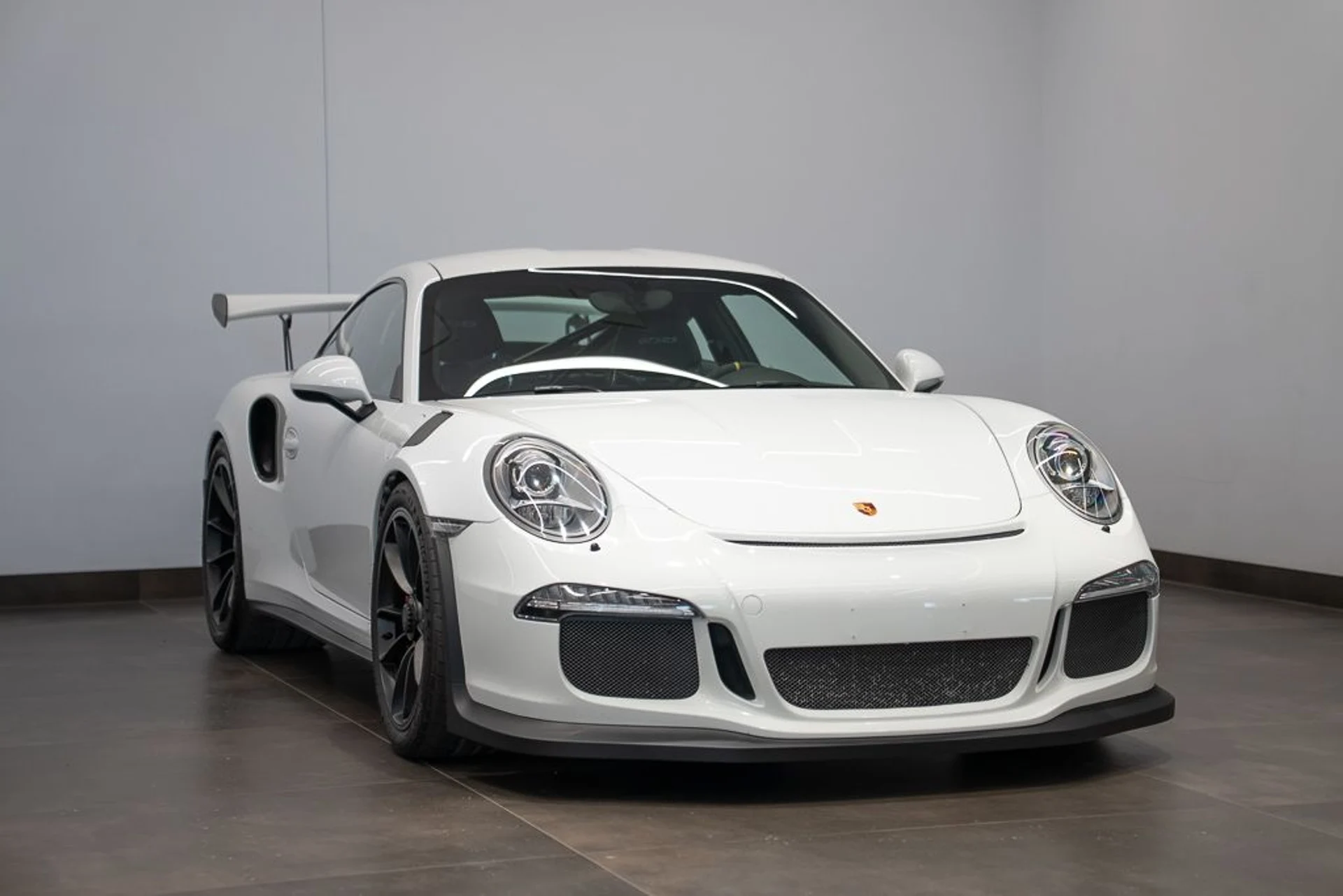mph002_3966894643_porsche_911_2016_jpg_v_1780407122_eb8894dcfd