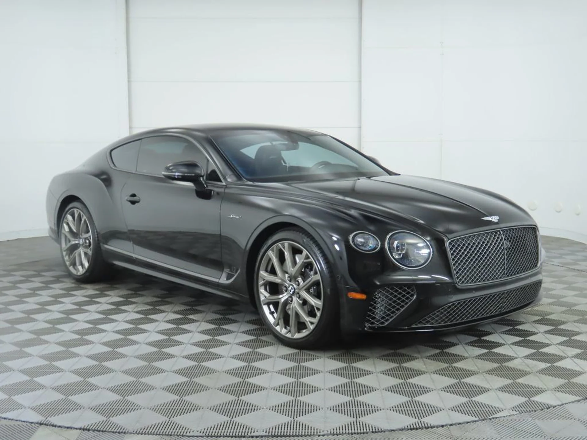 mph002_3976451186_used_2024_bentley_continental_gtspeedcoupe_8119_22898884_3_1024_5aaf62217a