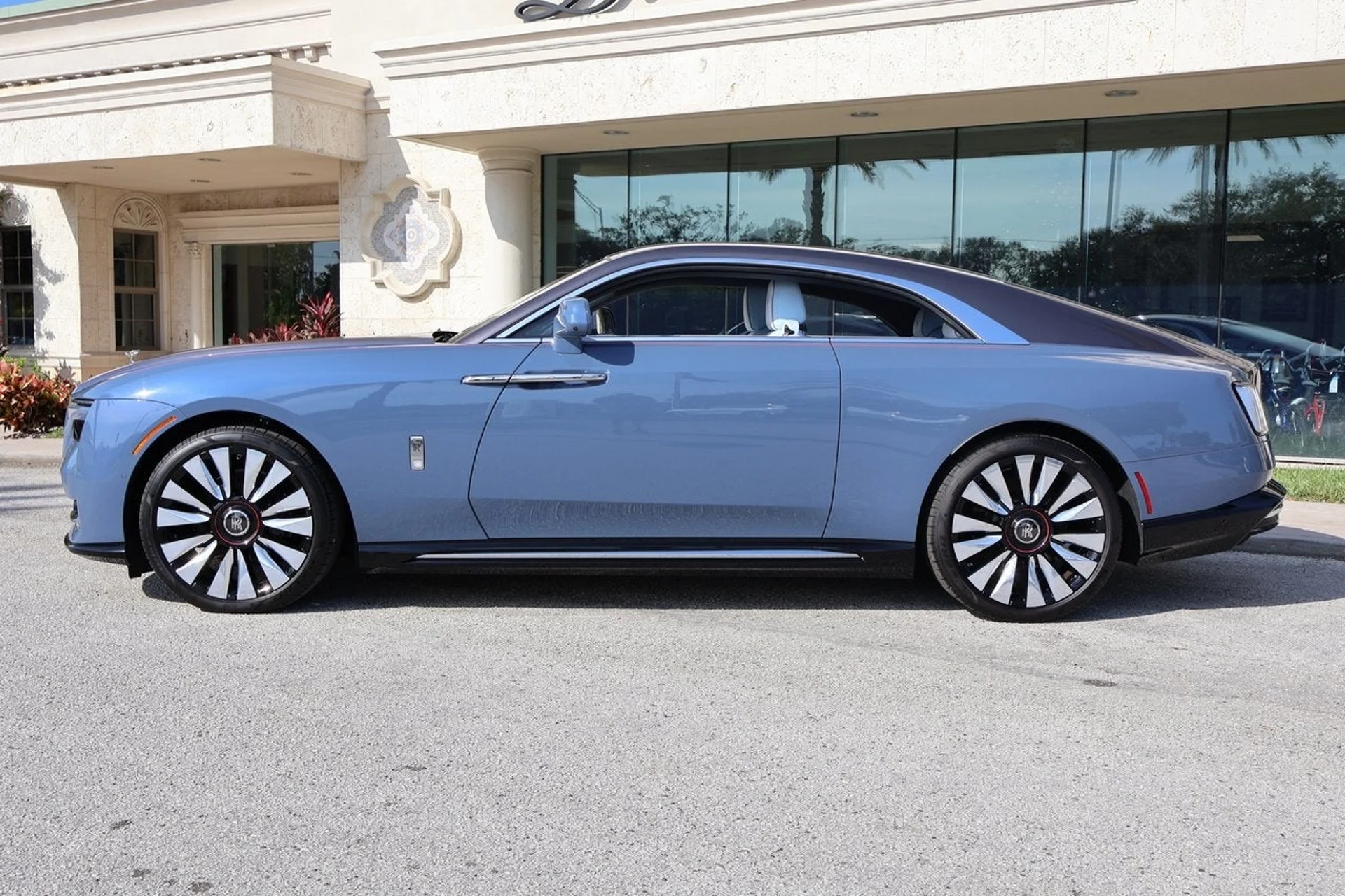 mph002_3977719362_3_995058c3bc