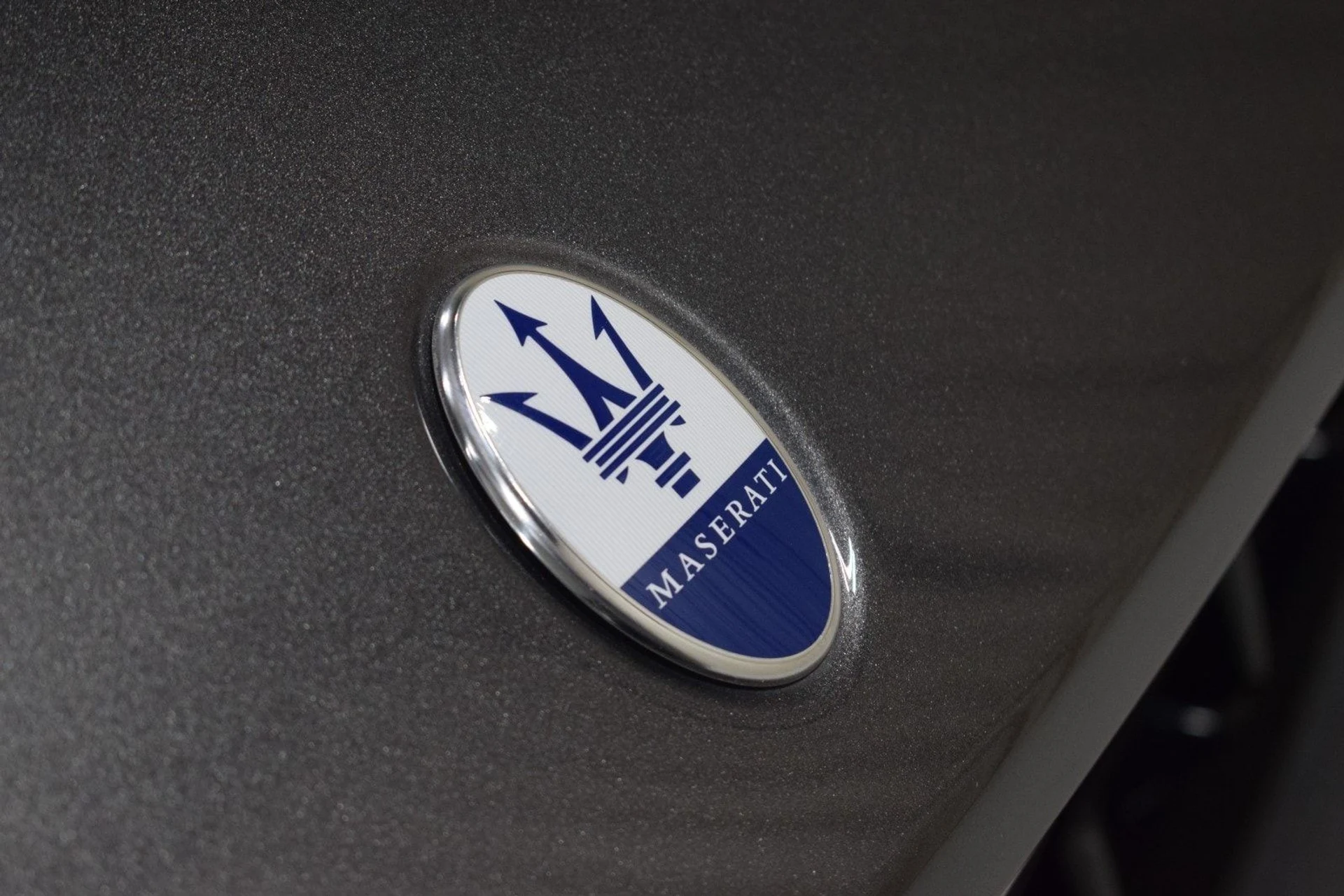 mph002_3990349102_397980a996e8d7d41553f98383b3354ex_2487145592