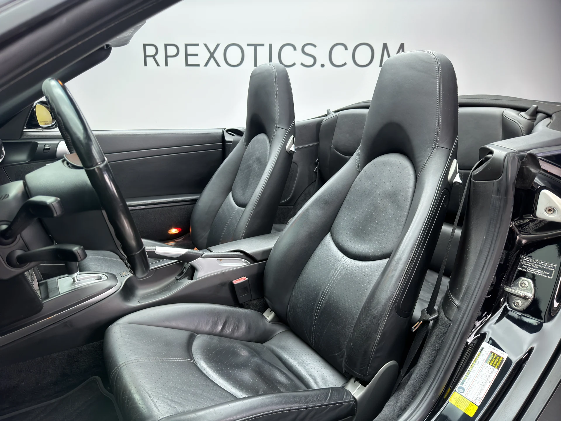 mph002_3999203586_RP_8540_interior_002_6059408a67
