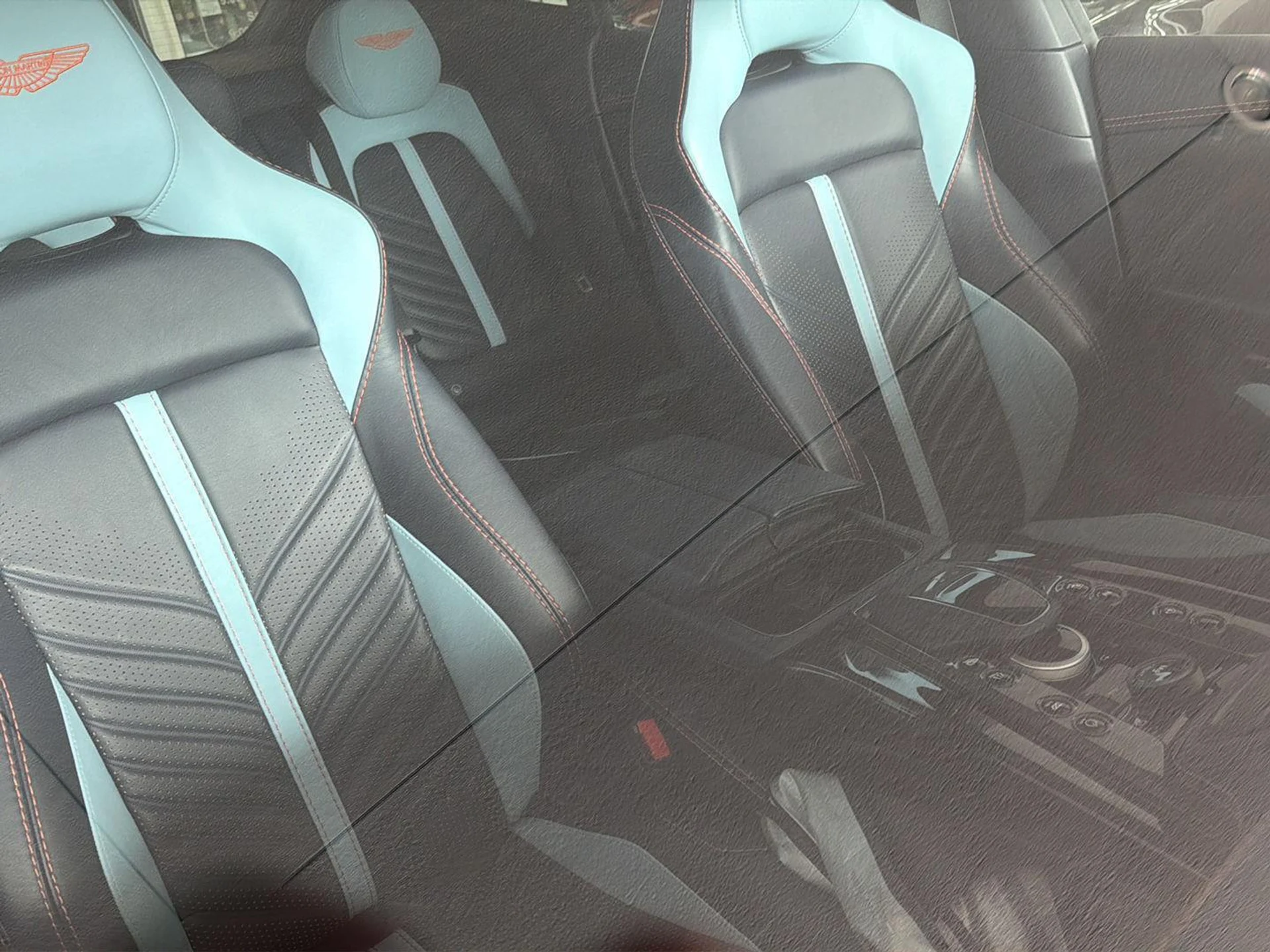 mph002_4005700000_Used_2023_Aston_Martin_DBX_707_1773763756_cfafa56741