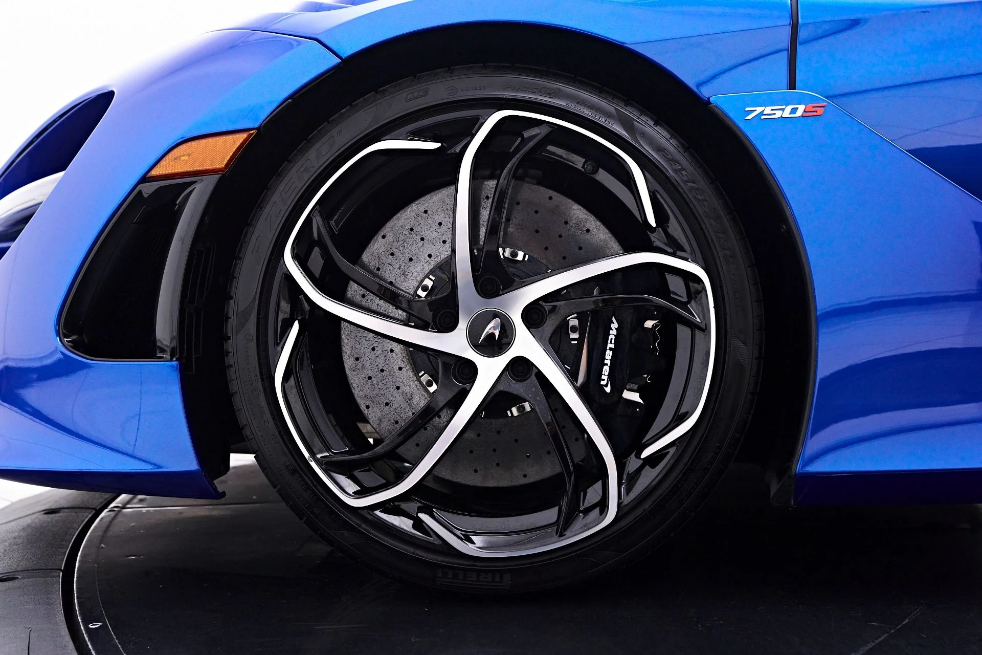 mph002_400900349_Used_2024_Mc_Laren_750_S_1750817066_e219a65876