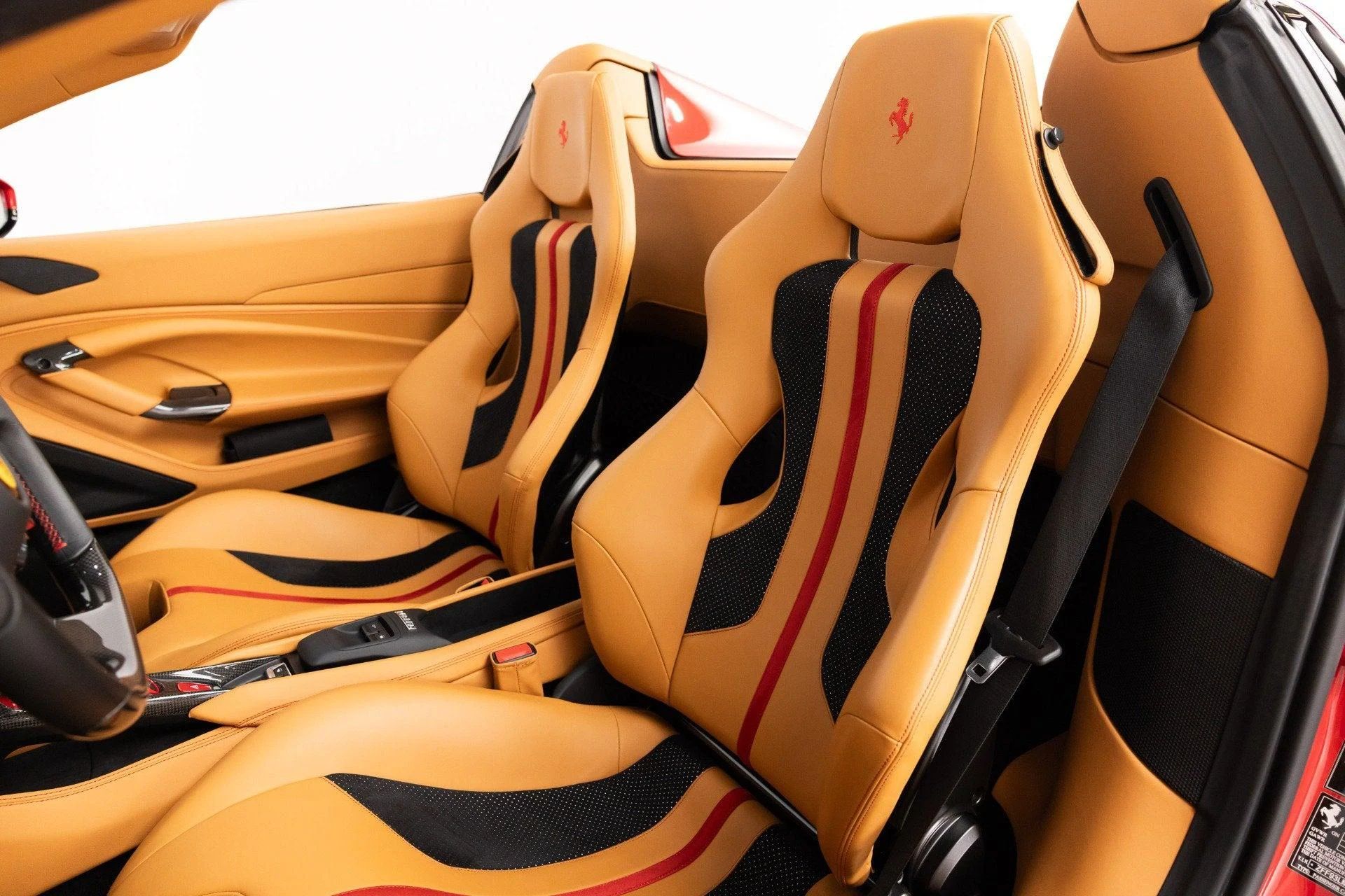 mph002_4012240821_Used_2021_Ferrari_F8_Spider_1788440799_71b2122511