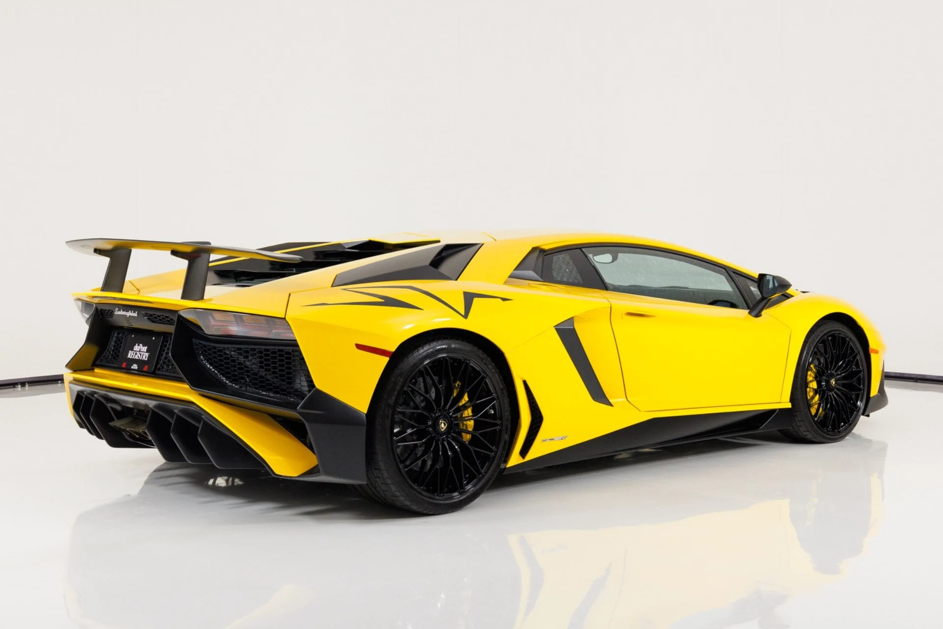 mph002_401956646_Used_2016_Lamborghini_Aventador_LP_750_4_Superveloce_1785278414_3e59e6bc07
