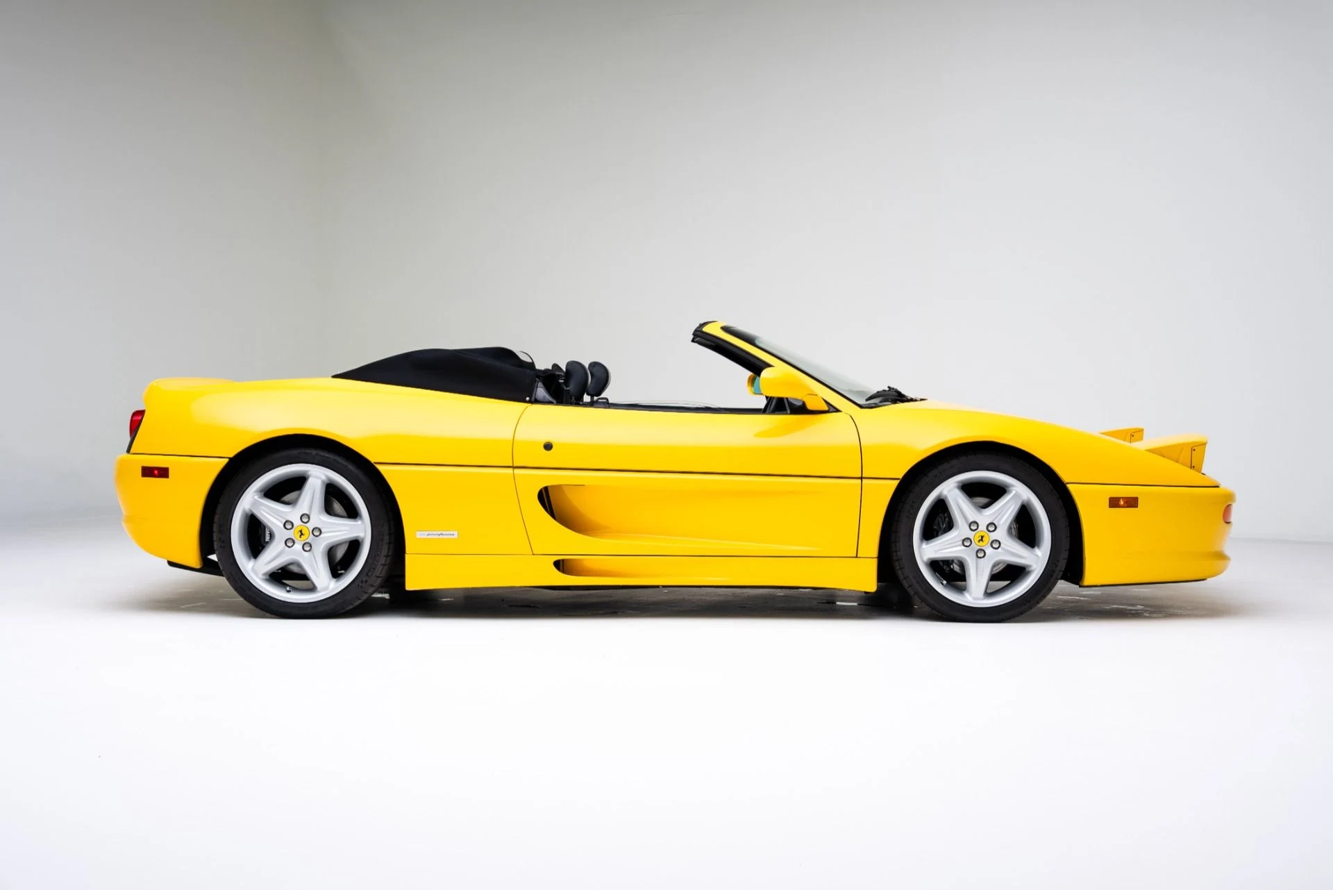 mph002_4038698549_Used_1997_Ferrari_F355_Spider_1769636442_4124cd410c