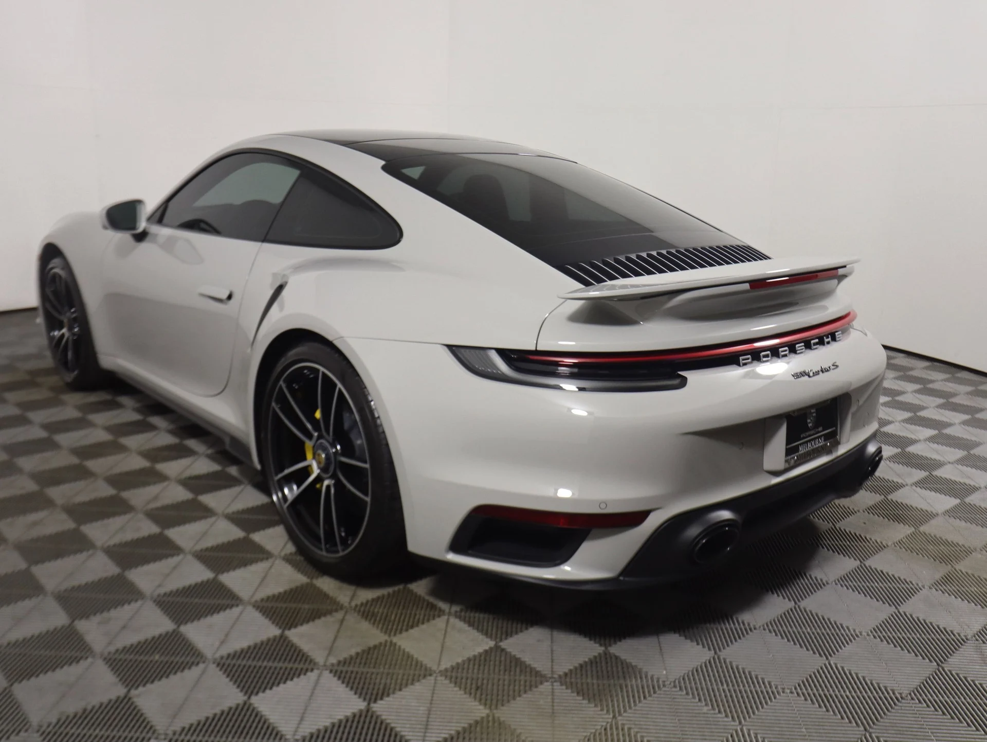 mph002_403959799_9cdb1239a3f4ae4797b299a5e14557edx_59a1172371