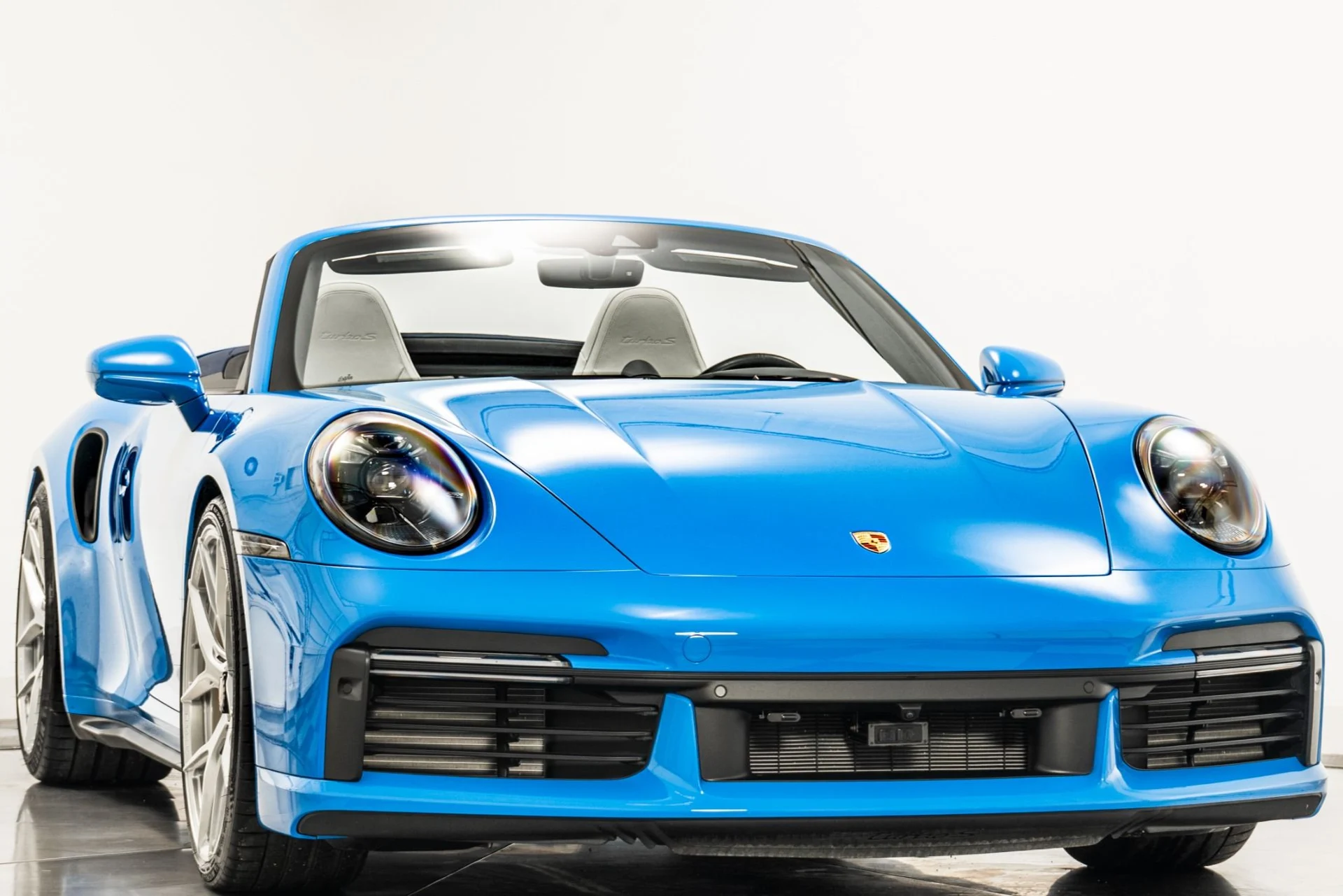 mph002_4043843529_Used_2022_Porsche_911_Turbo_S_Cabriolet_Sport_Exhaust_Vossen_Wheels_PASM_Suspension_1761251229_e04e54bee8