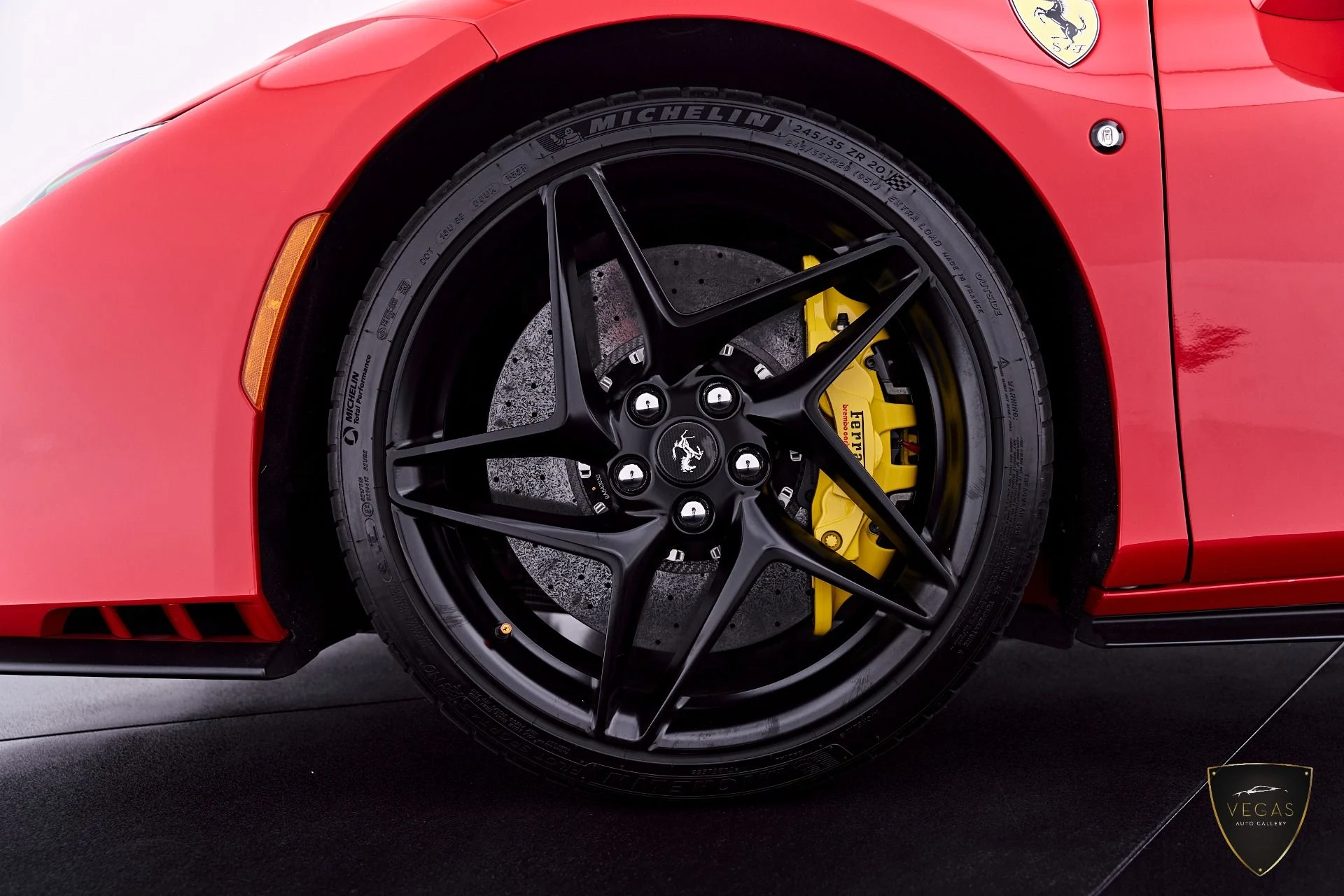 mph002_4044245255_Used_2022_Ferrari_F8_Tributo_Base_1783506983_1cf694af9a