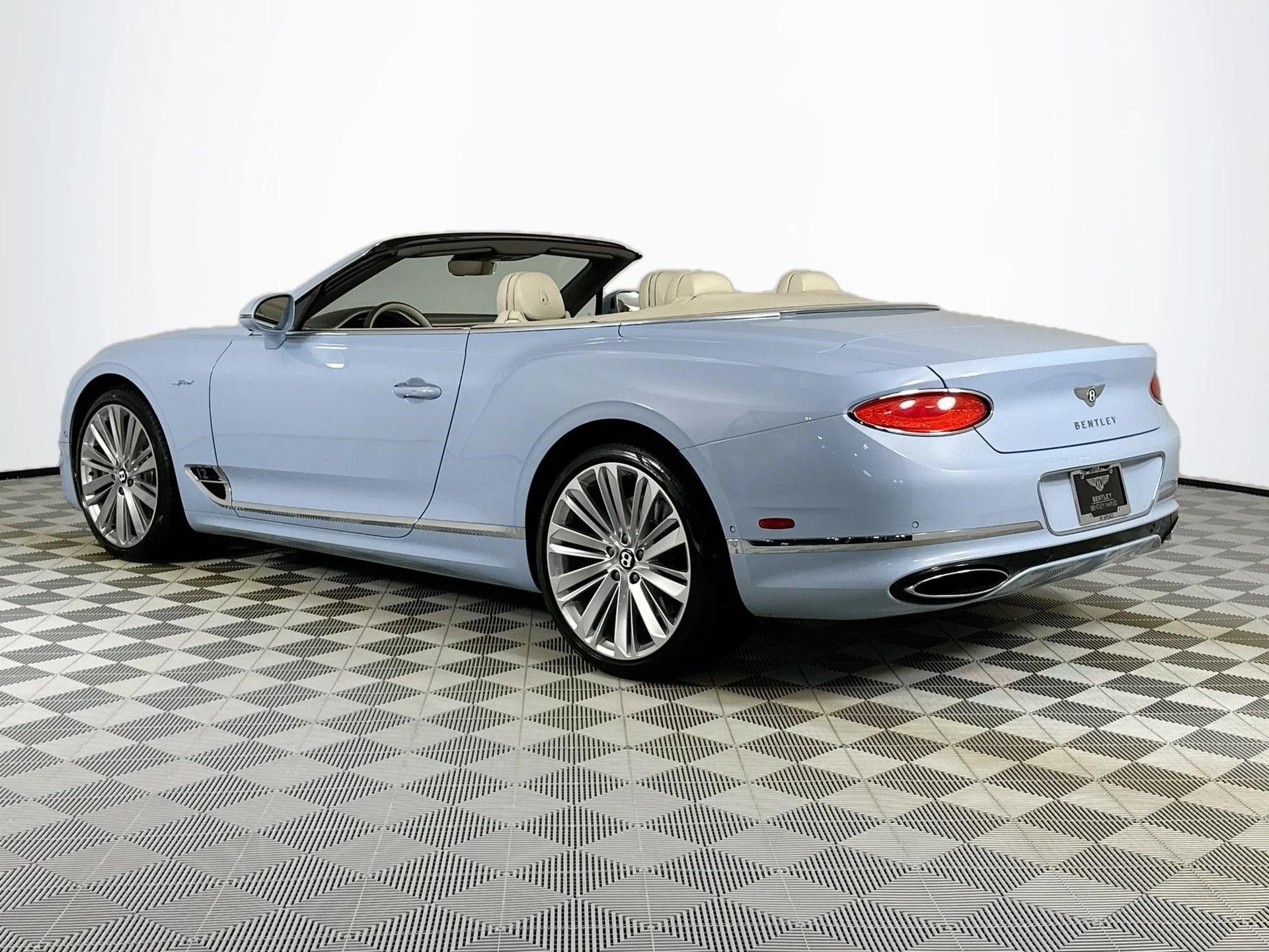 mph002_4049556077_3_32b2cb2f6d