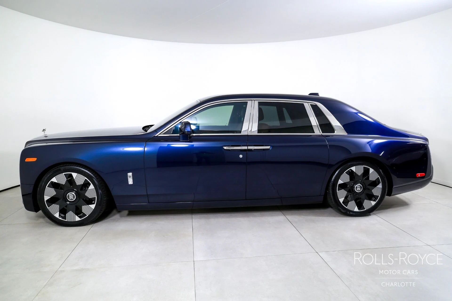 mph002_4052180793_Used_2020_Rolls_Royce_Phantom_1752871576_b605ba10d4