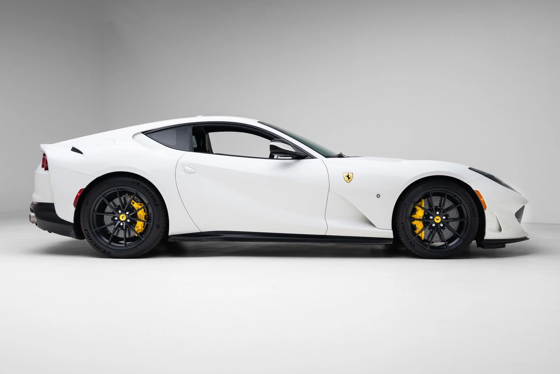 mph002_4060068743_Used_2018_Ferrari_812_Superfast_1770943869_31e16ba6bb