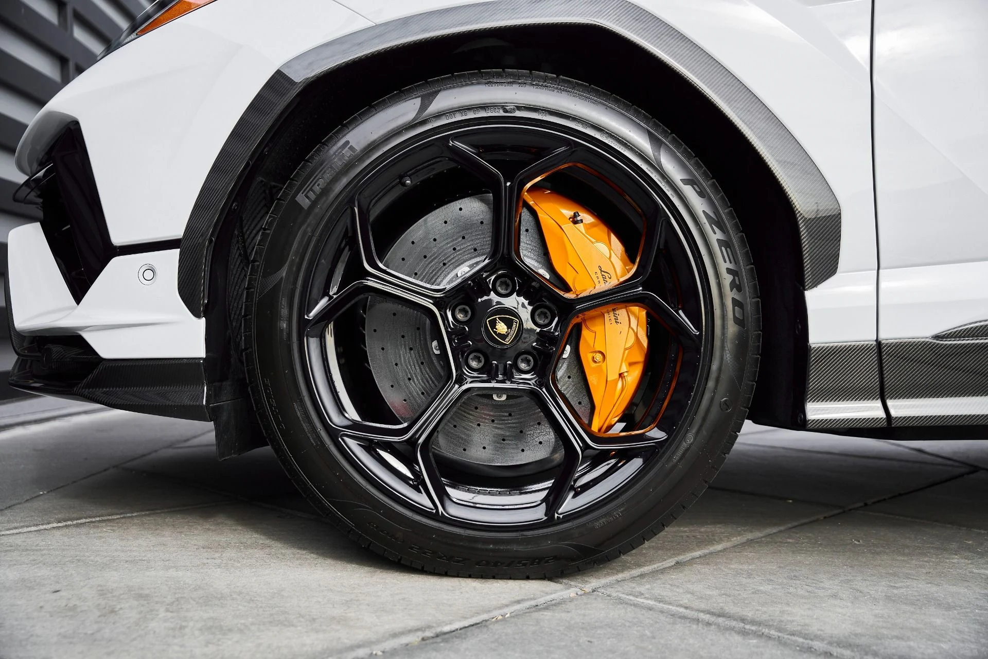 mph002_4068439701_Used_2024_Lamborghini_Urus_Performante_1768001087_e604e129fd