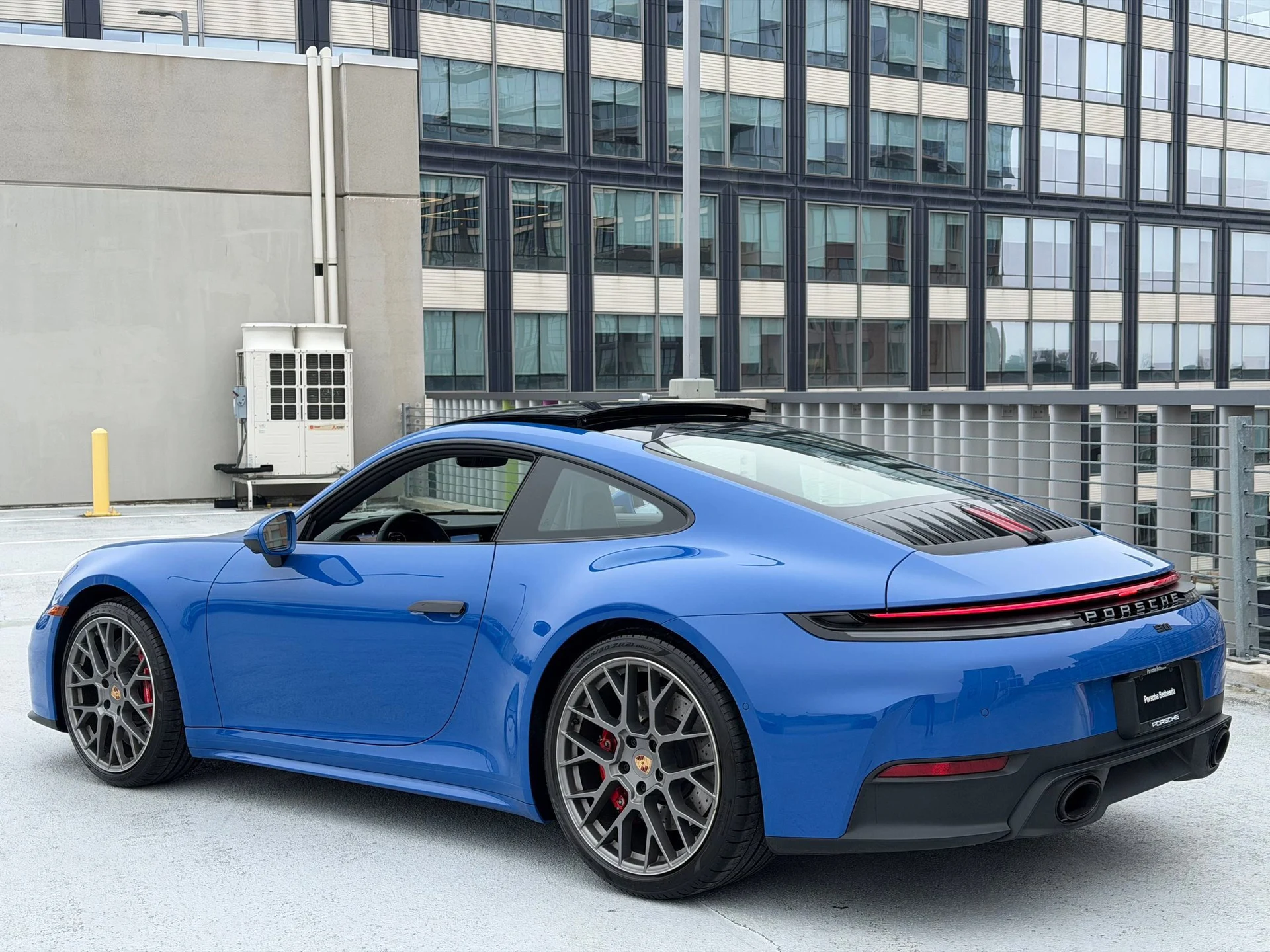 mph002_4082274931_d26eca90498552eaee191cda38c63790x_c16e13c666