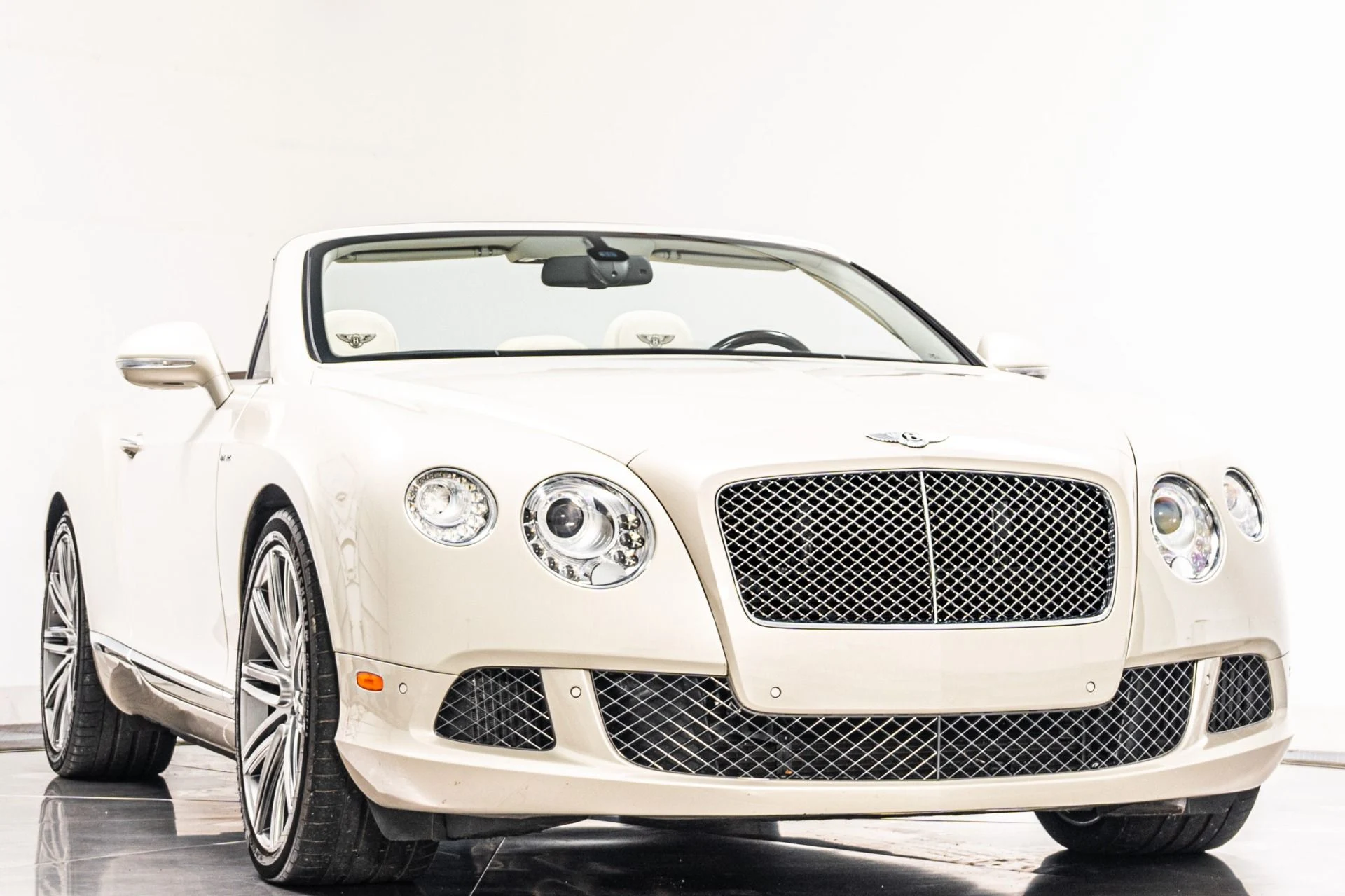 mph002_4083532456_Used_2014_Bentley_Continental_GTC_Speed_Low_Miles_Extended_Veneers_Classic_Color_Combination_1785352164_fee87eb381