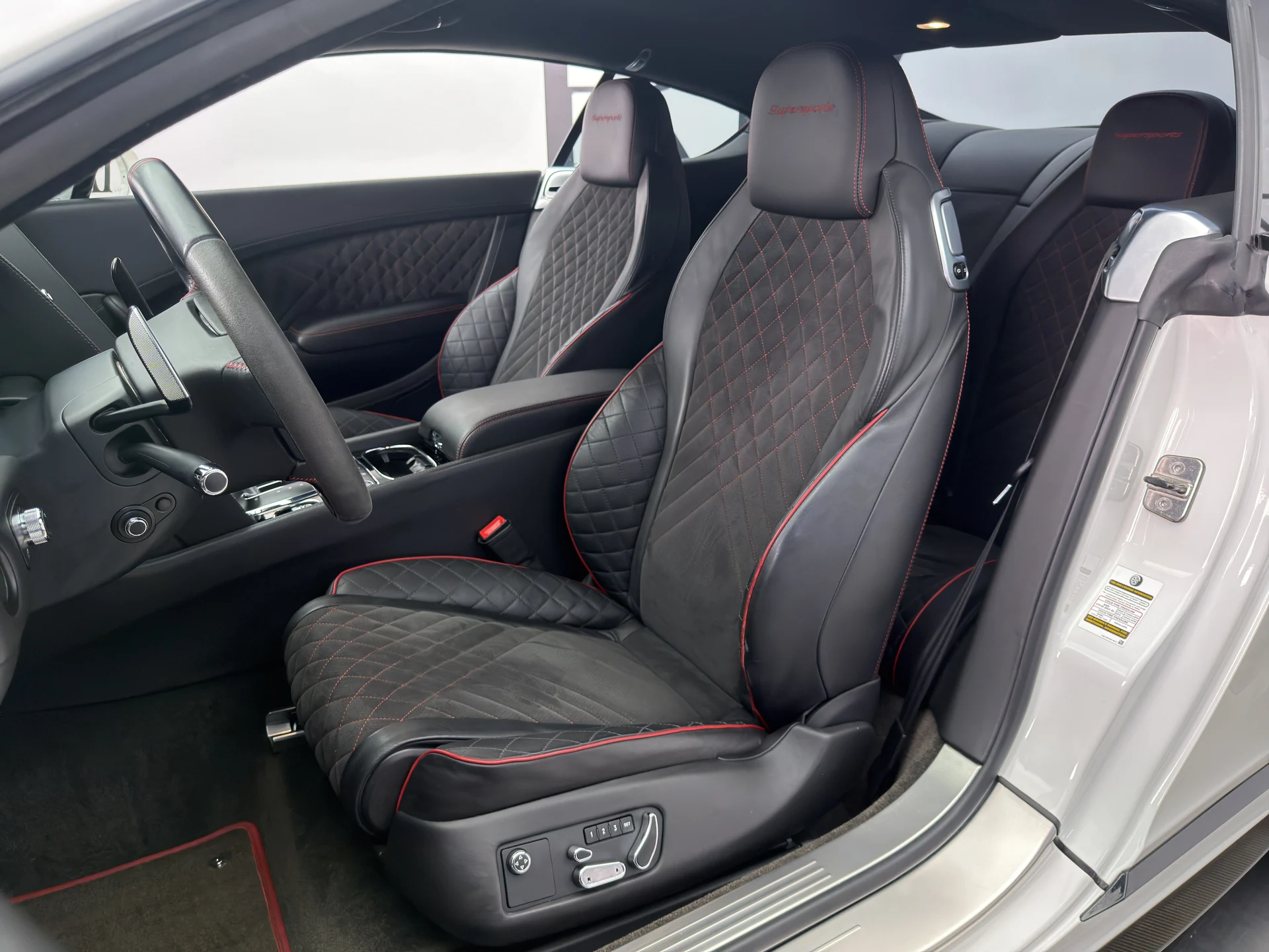 mph002_4083715573_RPA_3405_interior_002_44c47fdde4