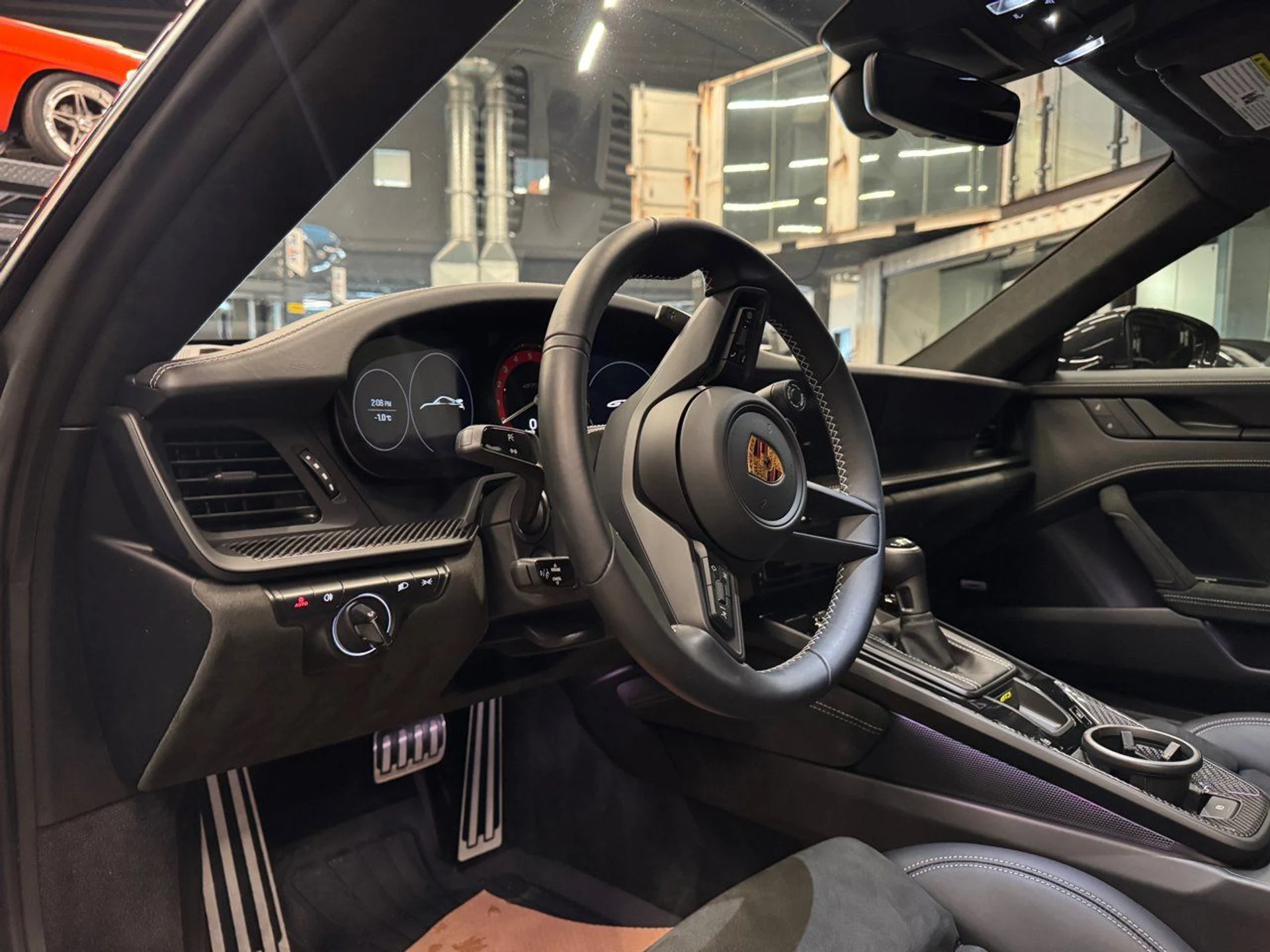 mph002_4092931758_porsche_911_2022_108006a67a