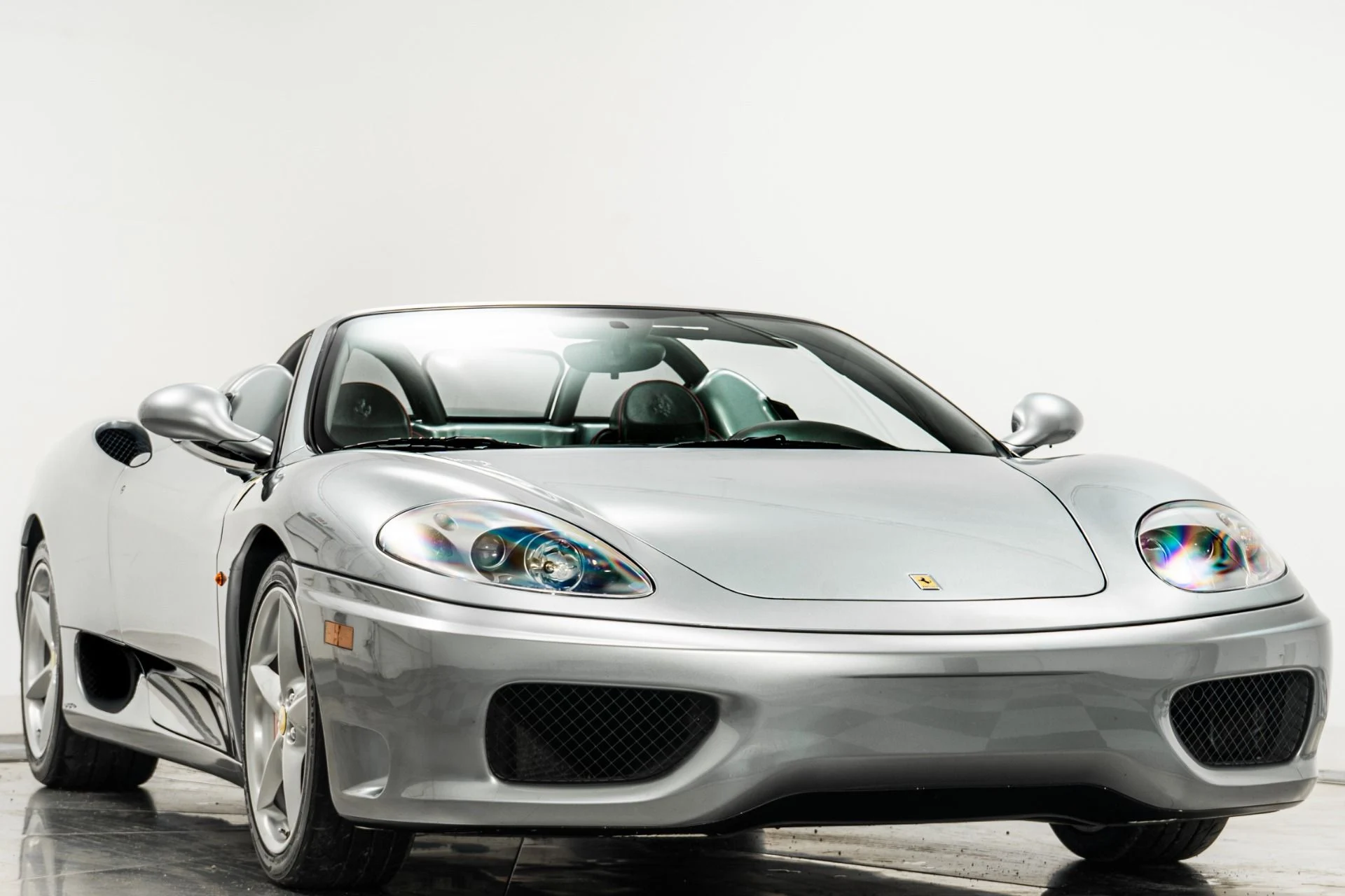 mph002_4102771974_Used_2001_Ferrari_360_Spider_1760015223_652d4c98dc