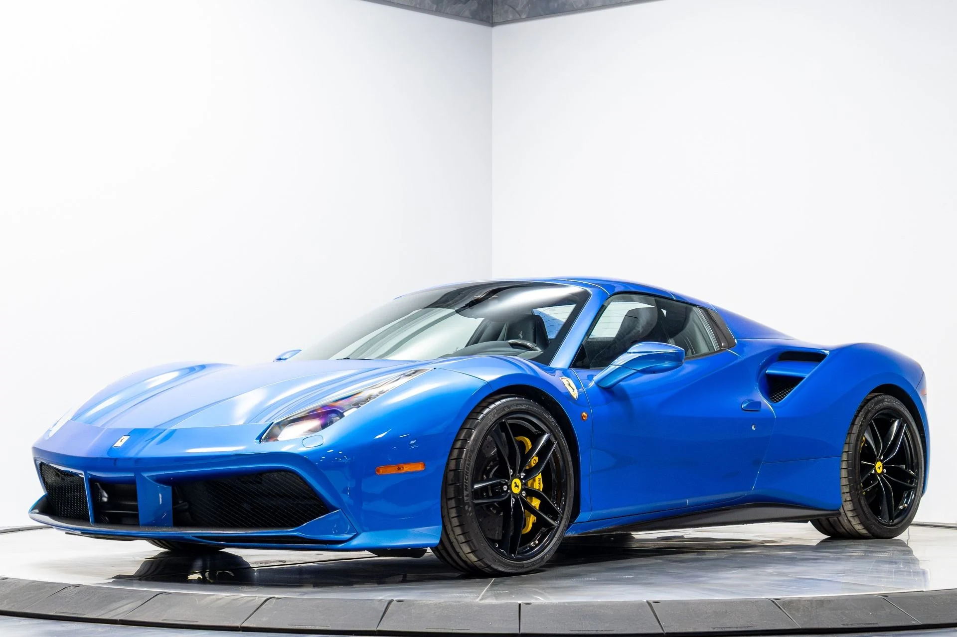 mph002_4112441730_Used_2016_Ferrari_488_Spider_1773694503_e4a5aacb71