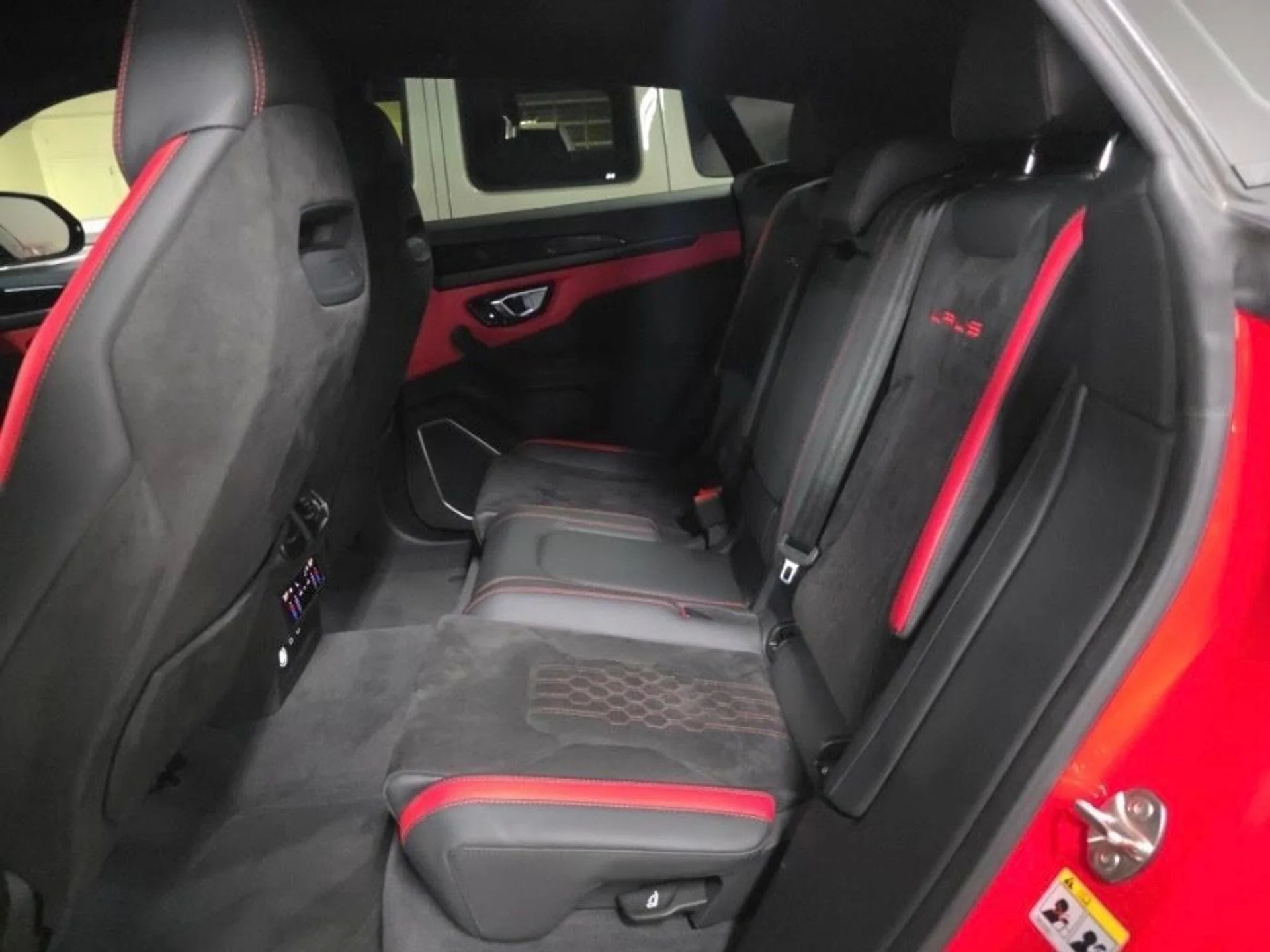 mph002_4114970916_ywo4n0qtppidof3pqfwih1n2egbk_d7475271a2