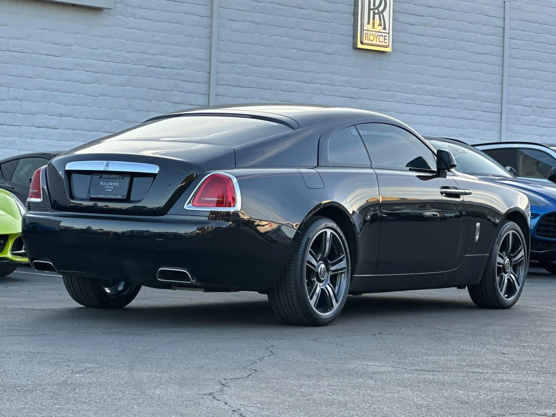 mph002_4117564119_Used_2017_Rolls_Royce_Wraith_1771495943_a87b3a8446