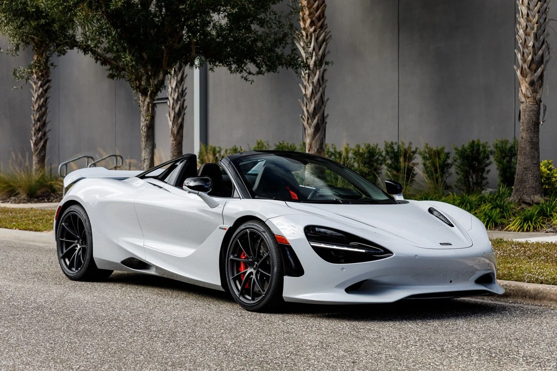 mph002_4122739670_637_p3_l_39c4dbdb48