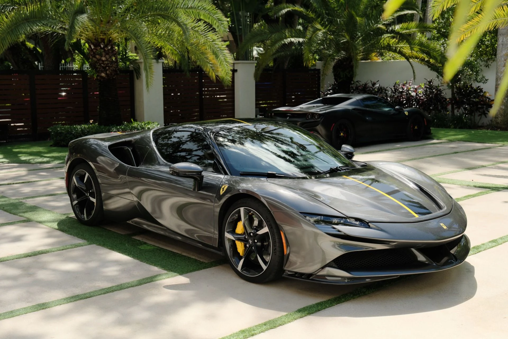 mph002_4124824611_Used_2022_Ferrari_SF_90_Spider_1790027669_2bb341404e